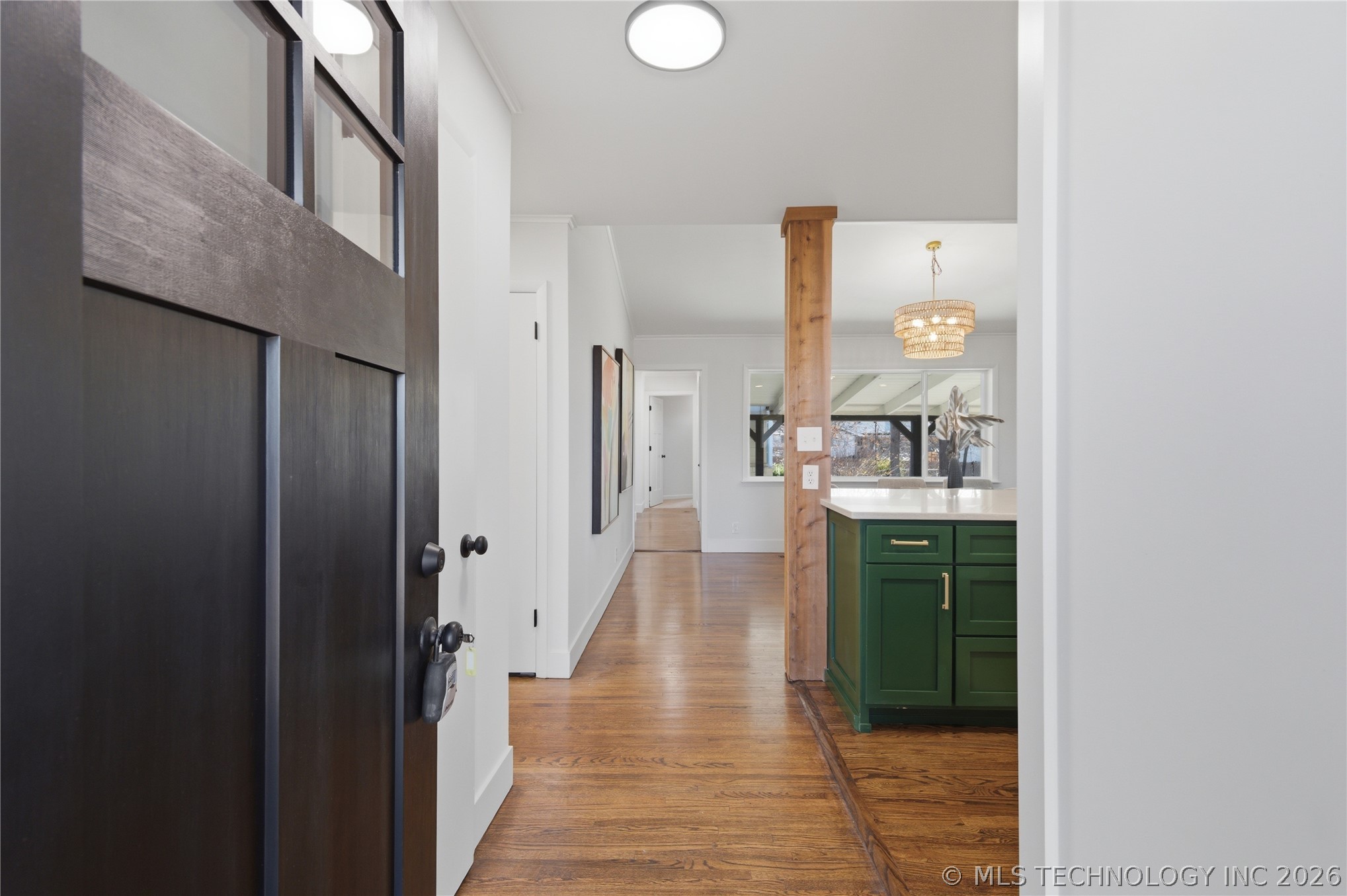 5660 S Marion Avenue Property Photo 4