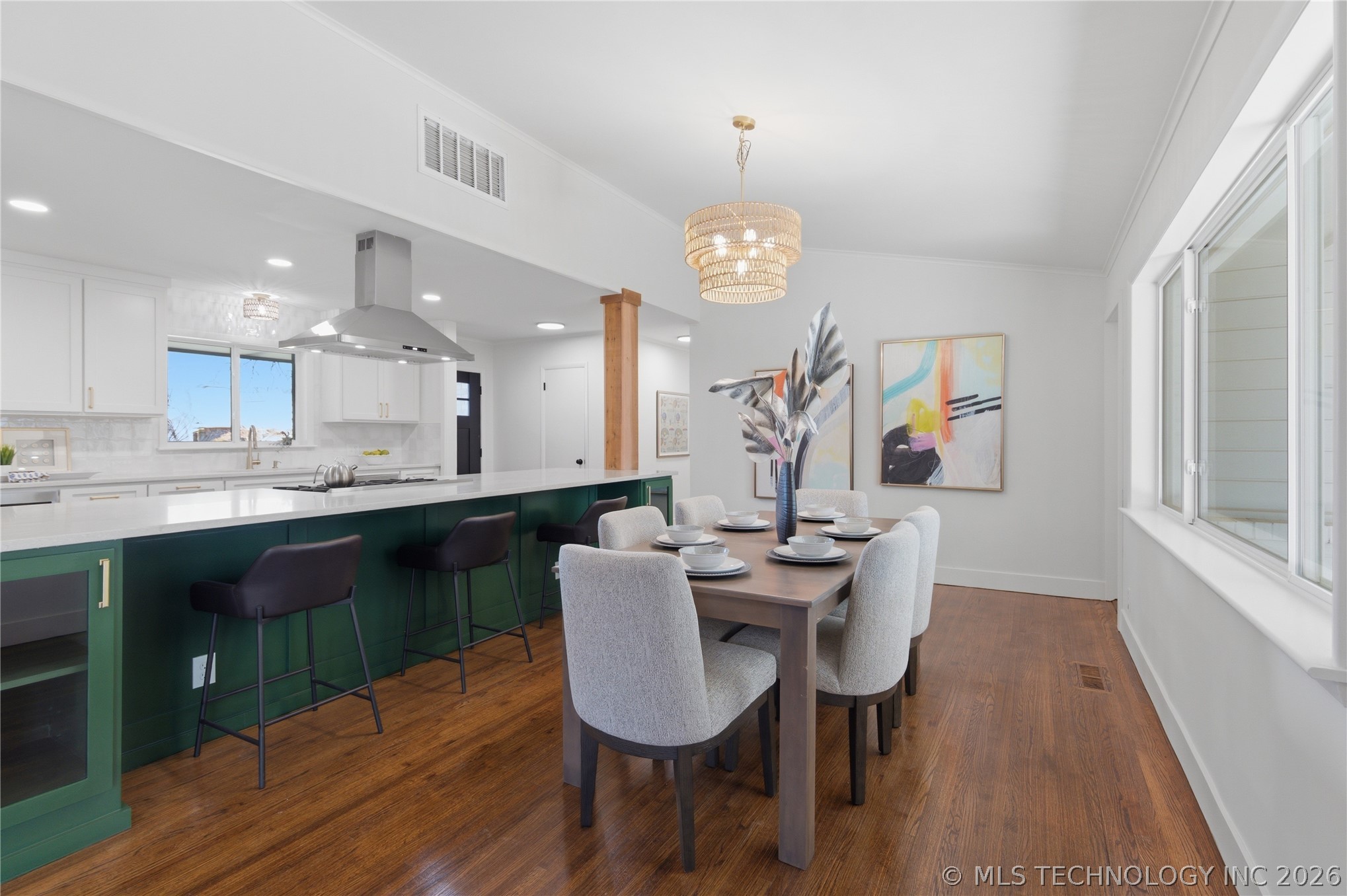 5660 S Marion Avenue Property Photo 11
