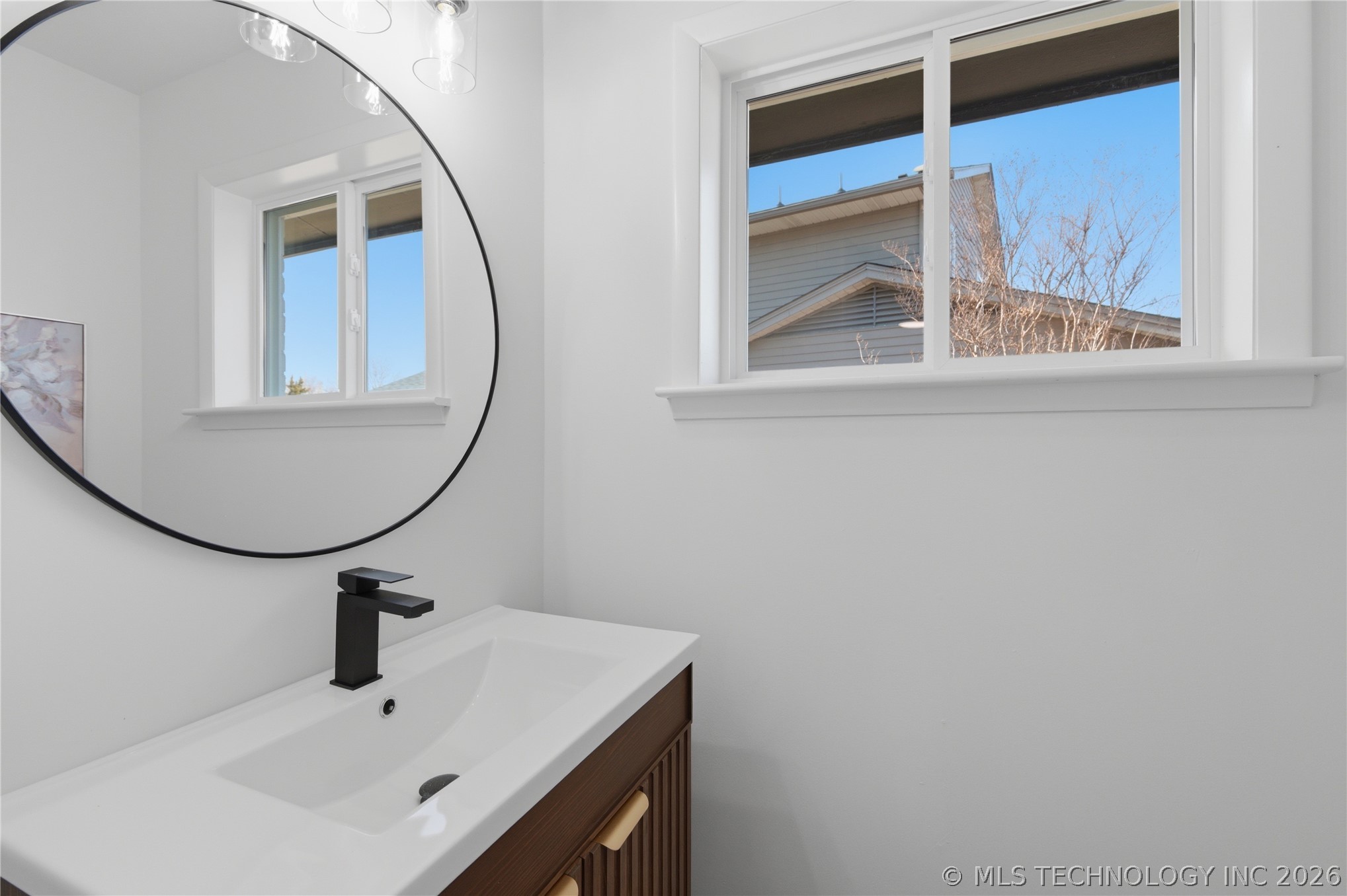 5660 S Marion Avenue Property Photo 20