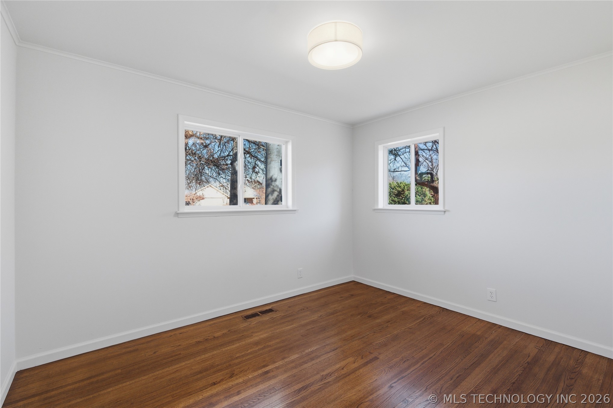 5660 S Marion Avenue Property Photo 30