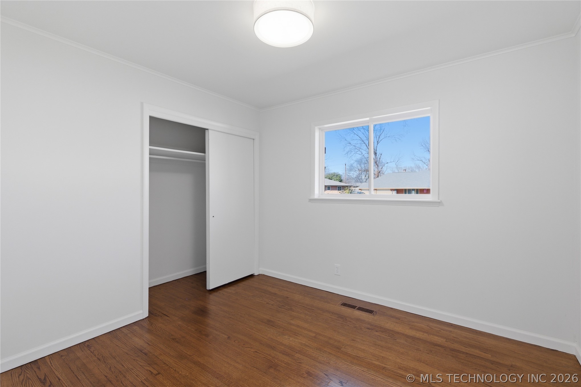 5660 S Marion Avenue Property Photo 31