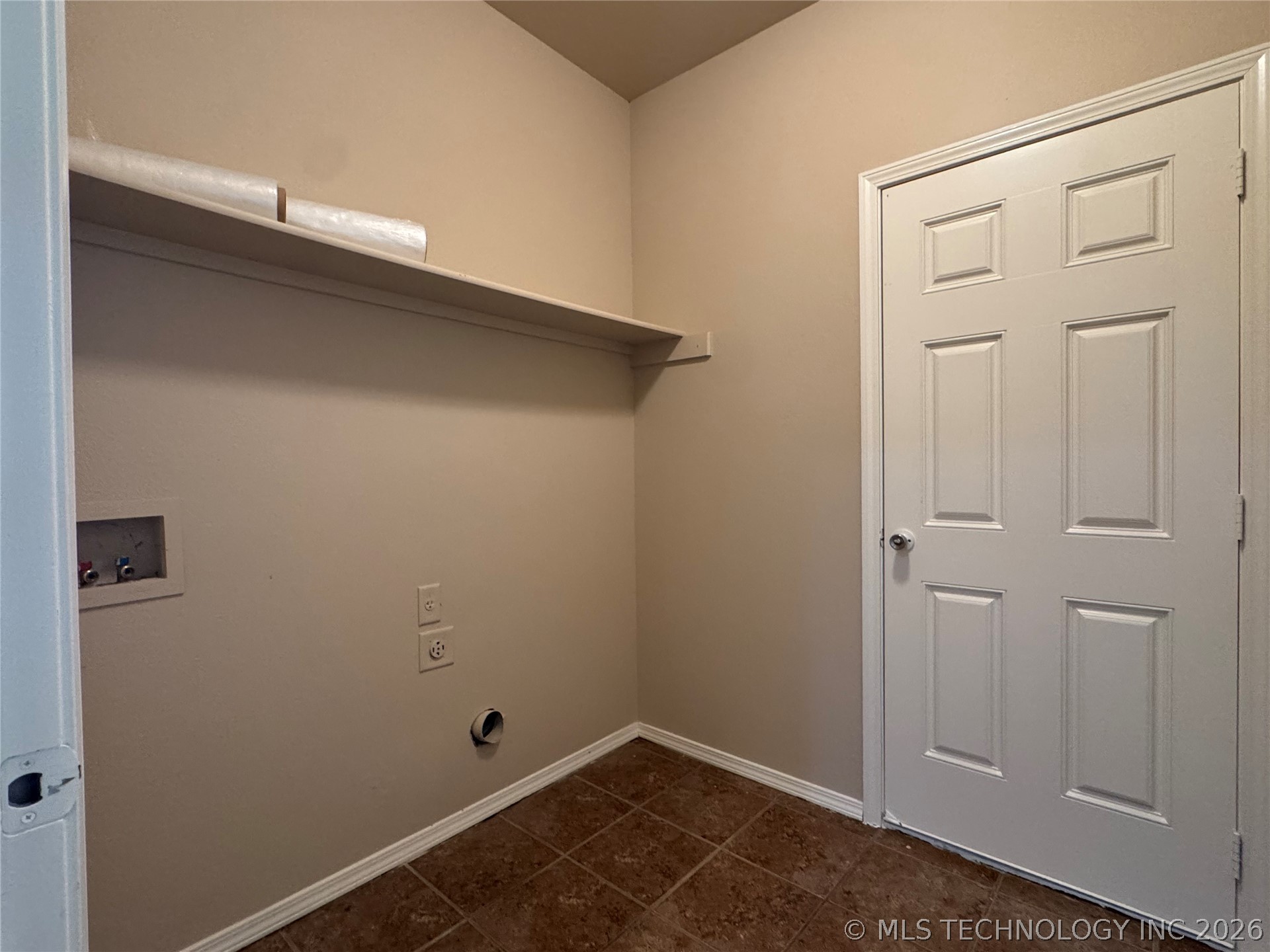 14780 S Fern Place Property Photo 4