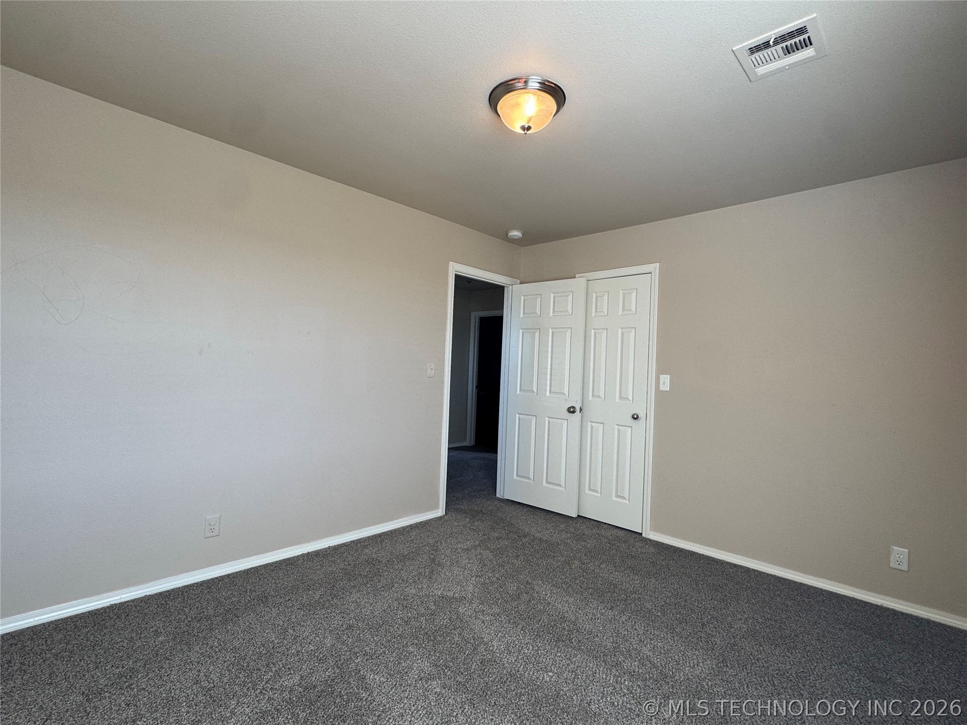 14780 S Fern Place Property Photo 7