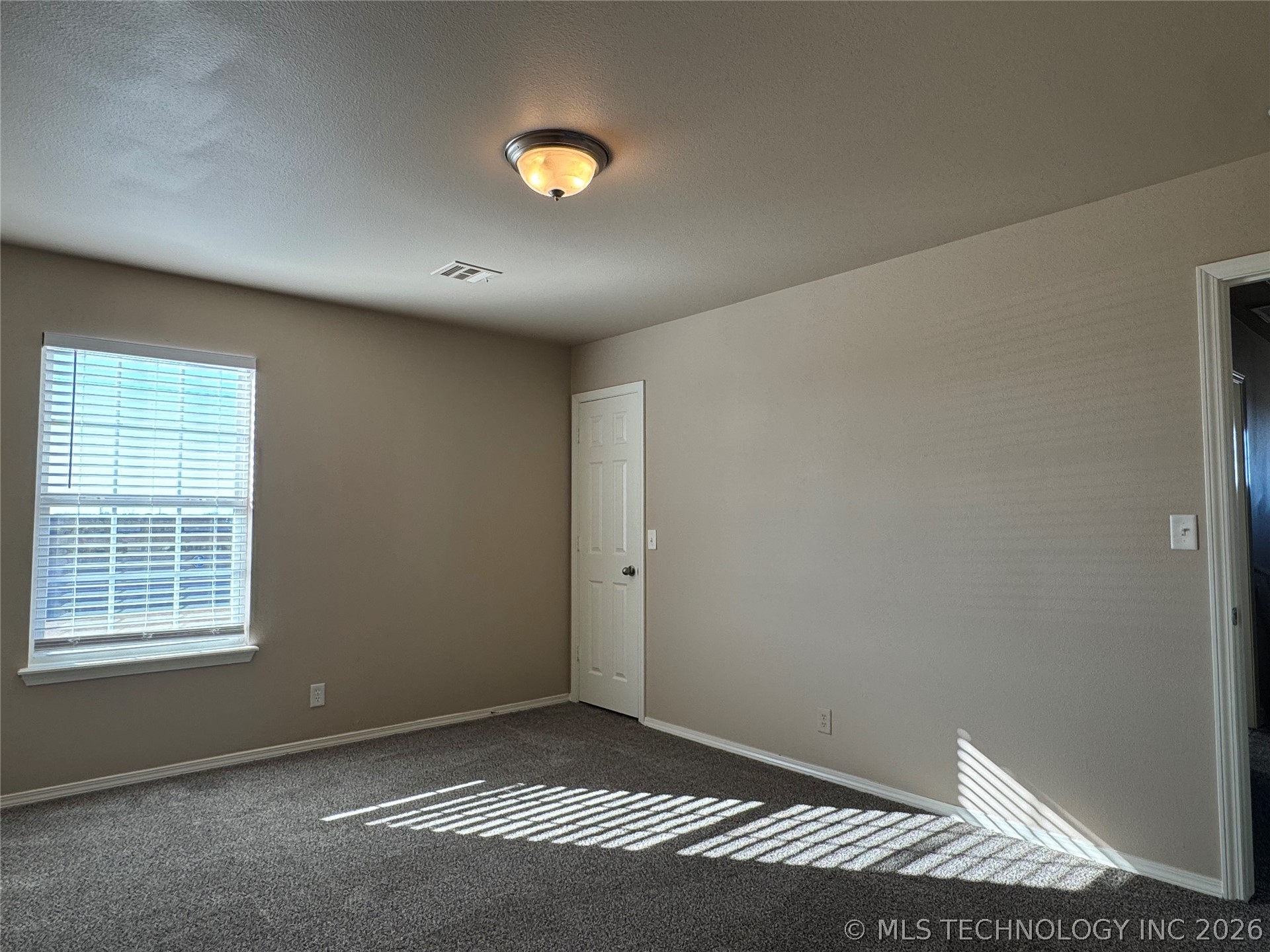 14780 S Fern Place Property Photo 8