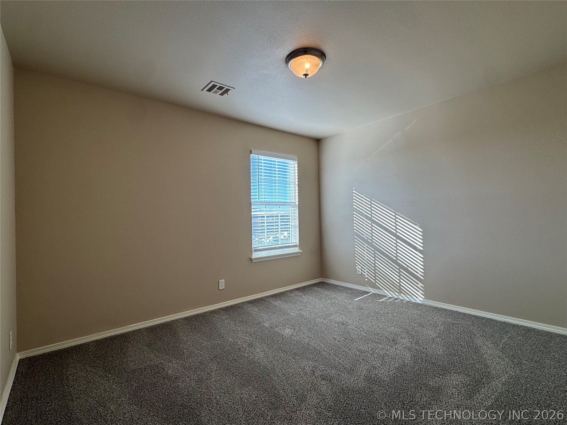 14780 S Fern Place Property Photo 10