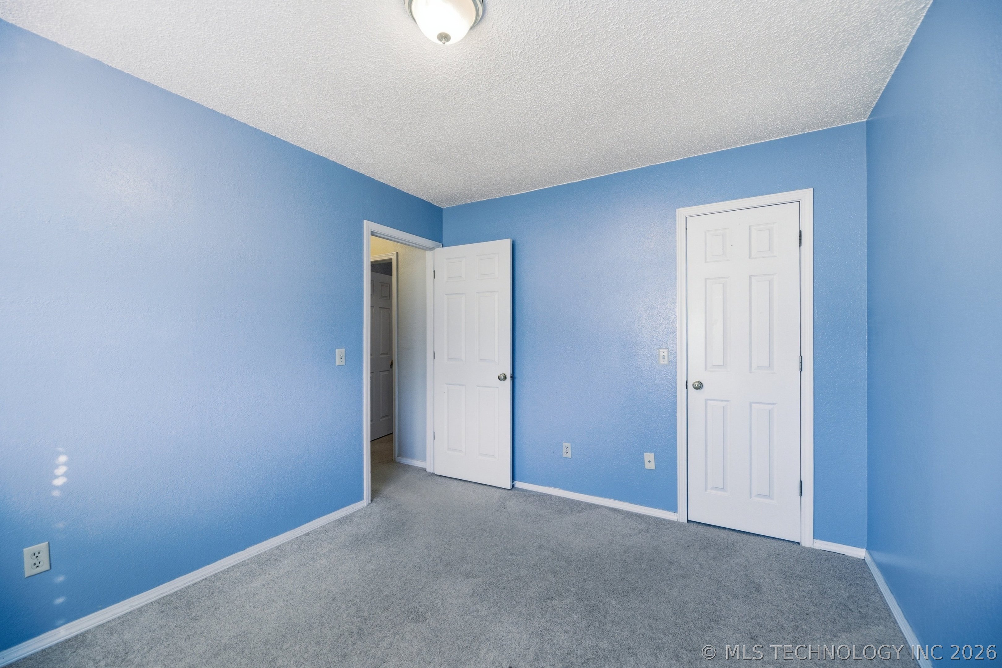 1820 W Honolulu Street Property Photo 20