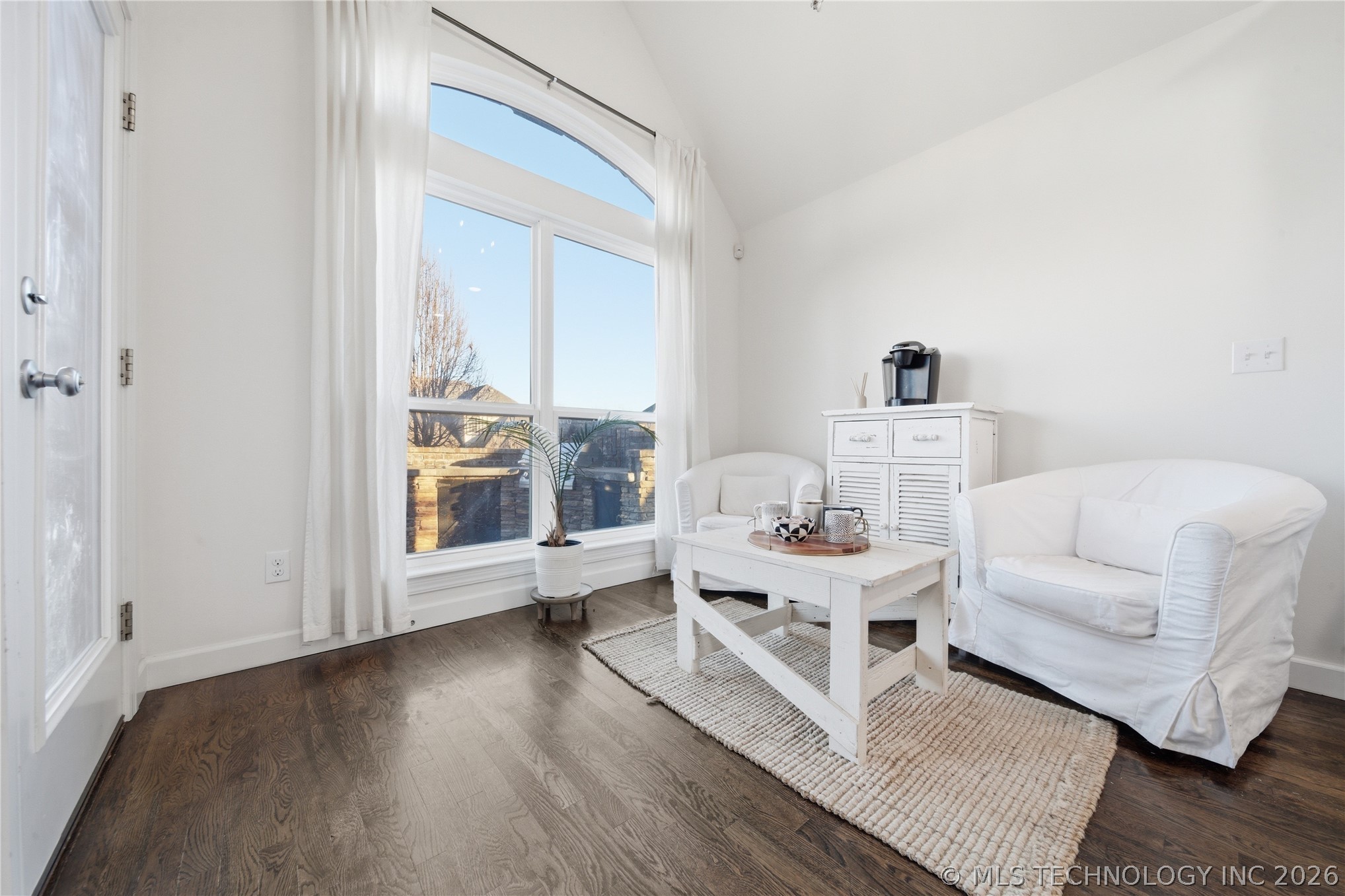 10917 S Sycamore Street Property Photo 14