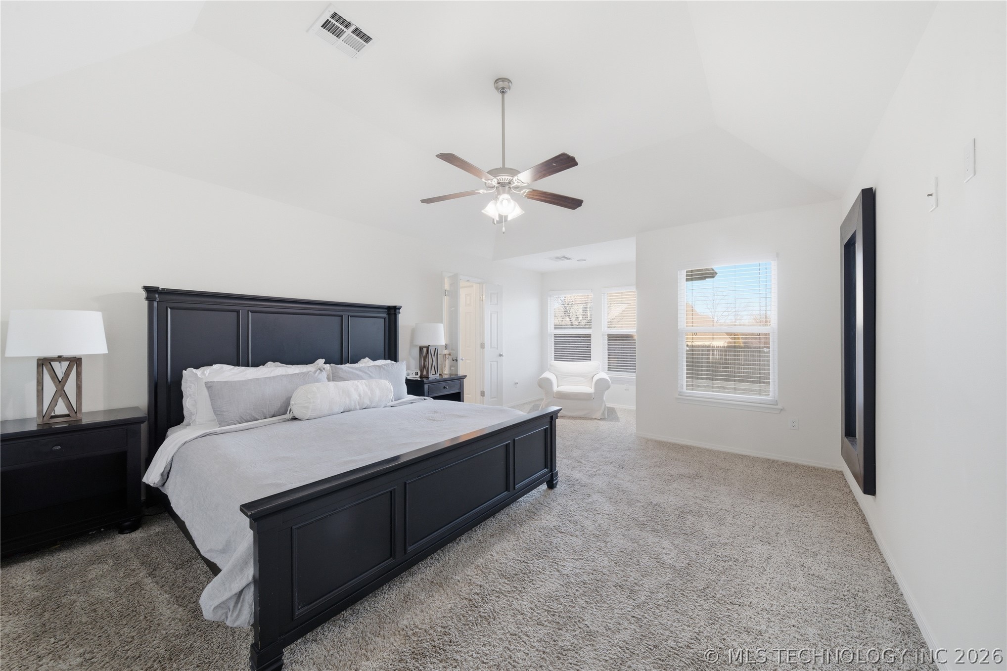 10917 S Sycamore Street Property Photo 17