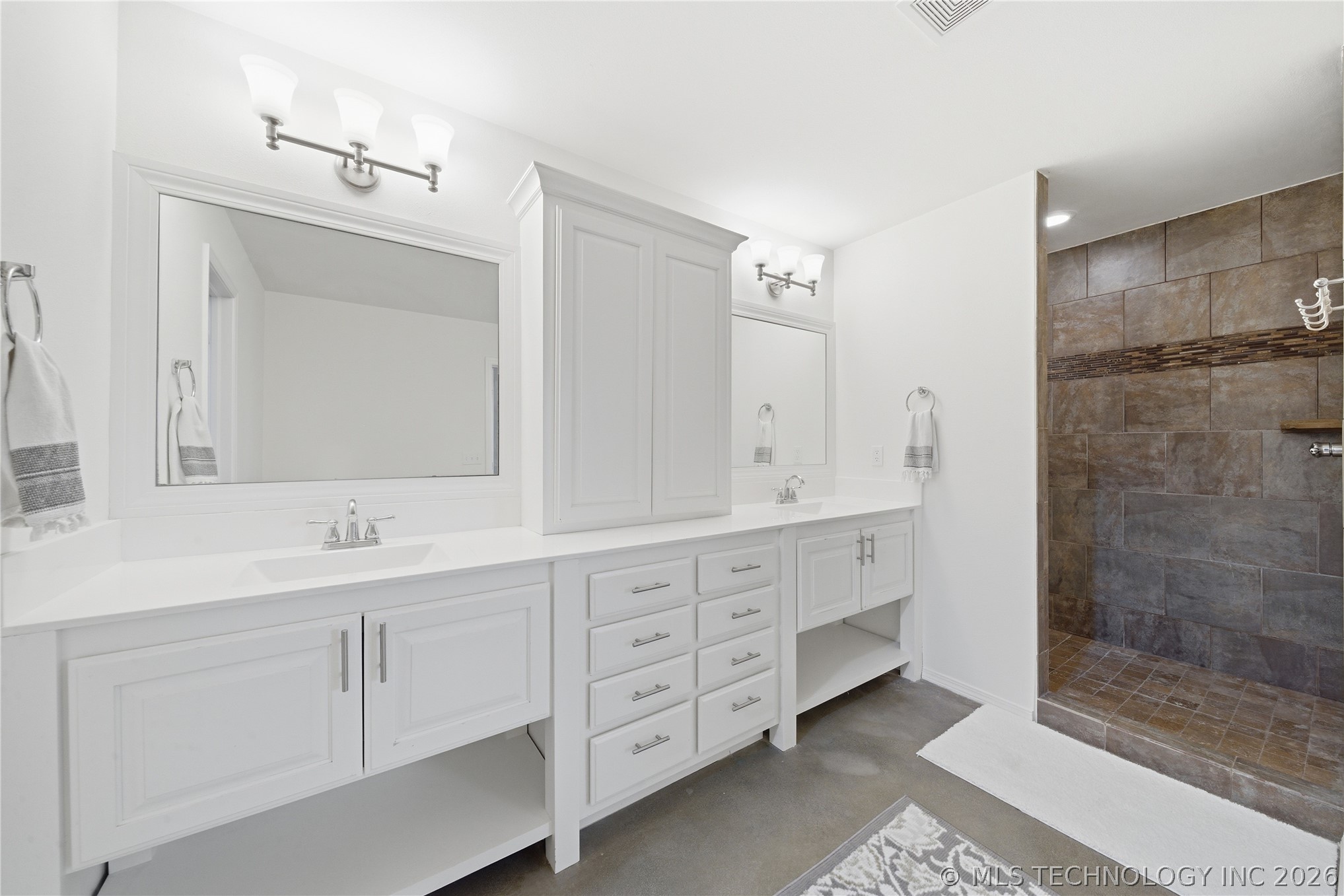 10917 S Sycamore Street Property Photo 19
