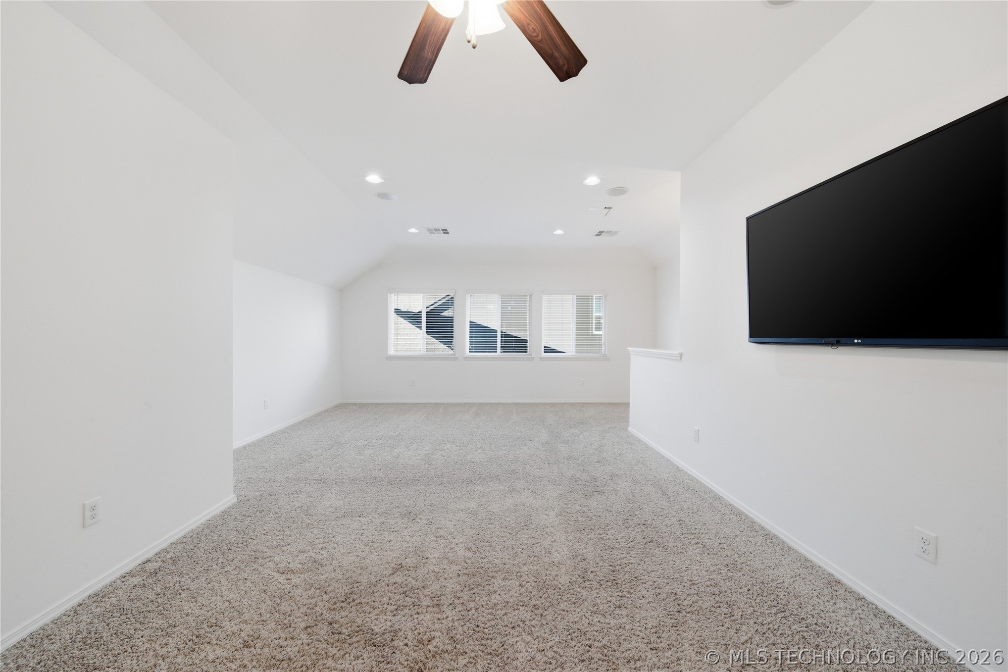 10917 S Sycamore Street Property Photo 27