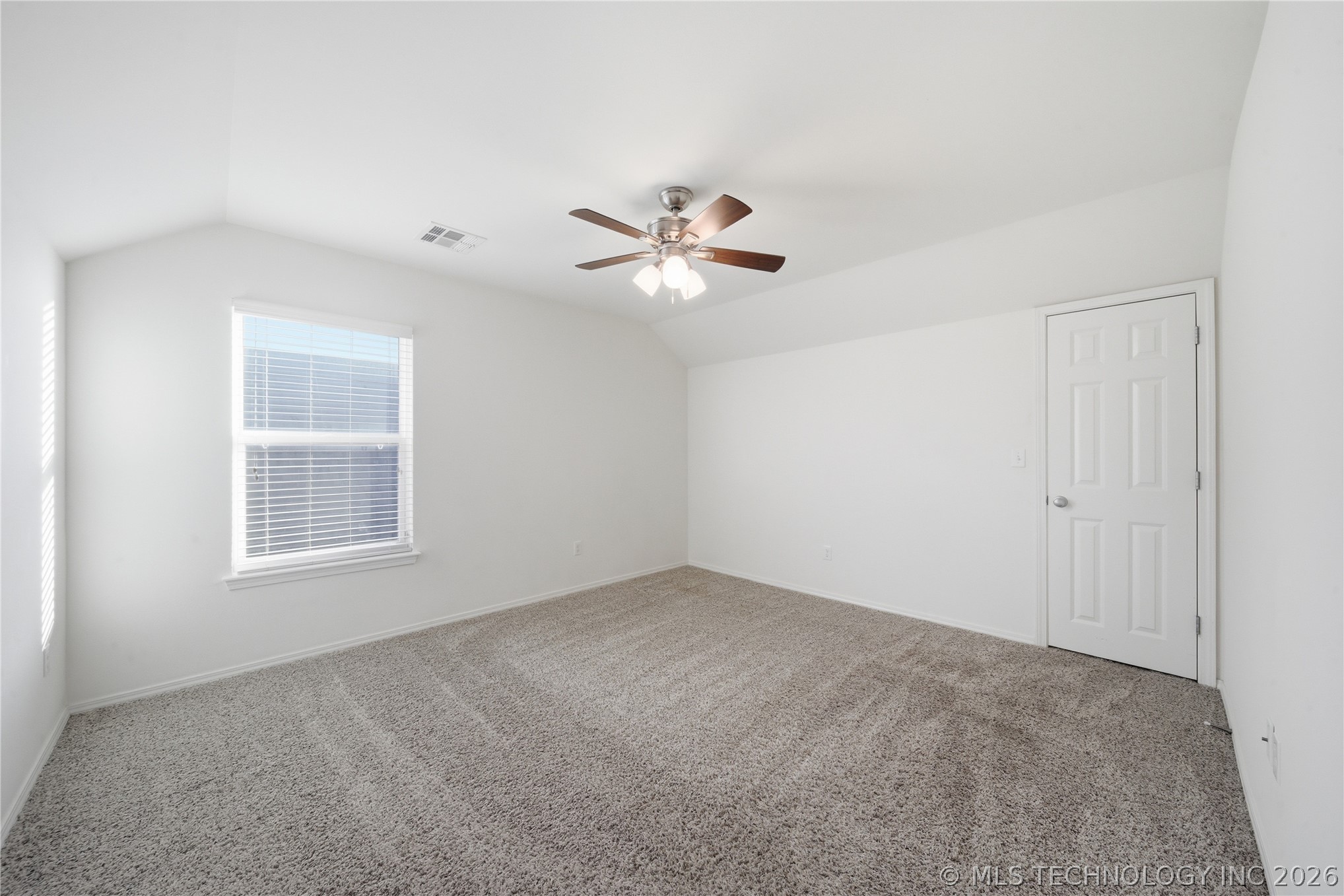 10917 S Sycamore Street Property Photo 28