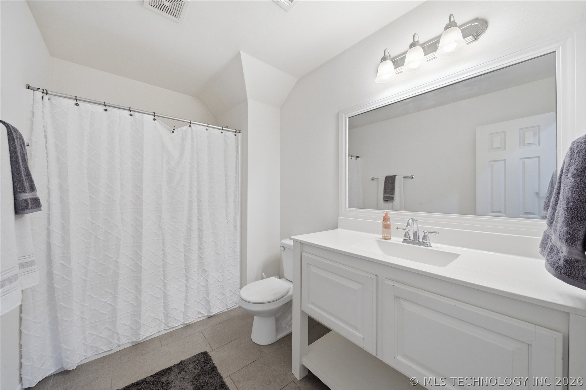 10917 S Sycamore Street Property Photo 29