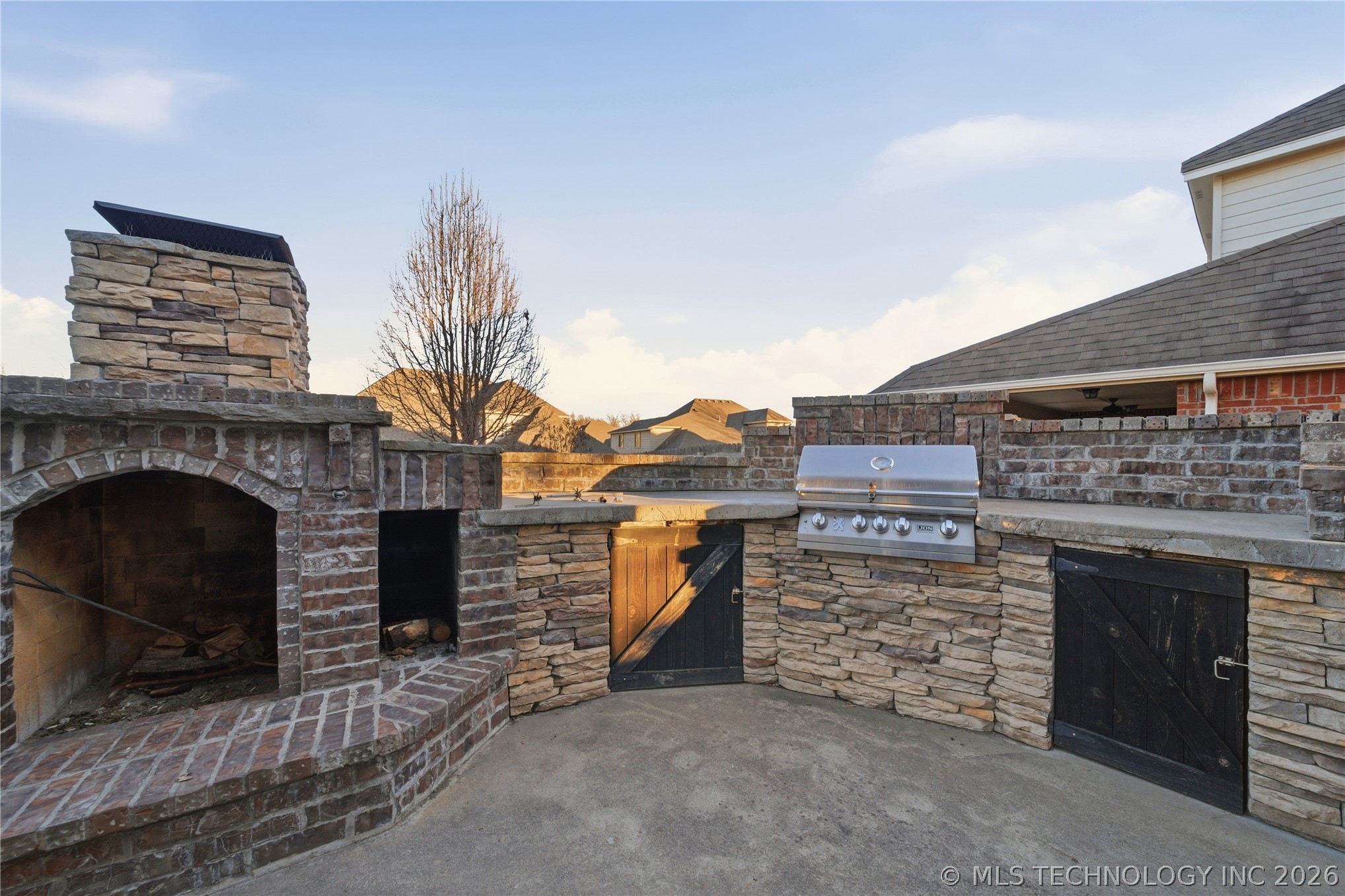 10917 S Sycamore Street Property Photo 33