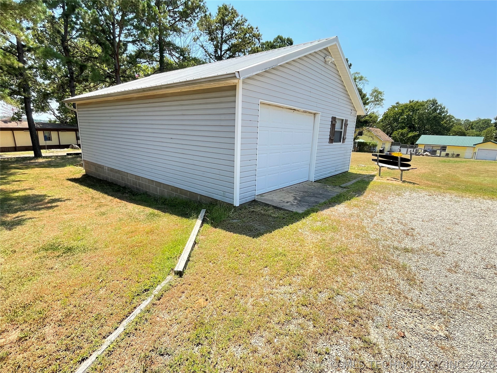 114838 S 4298 Property Photo 7