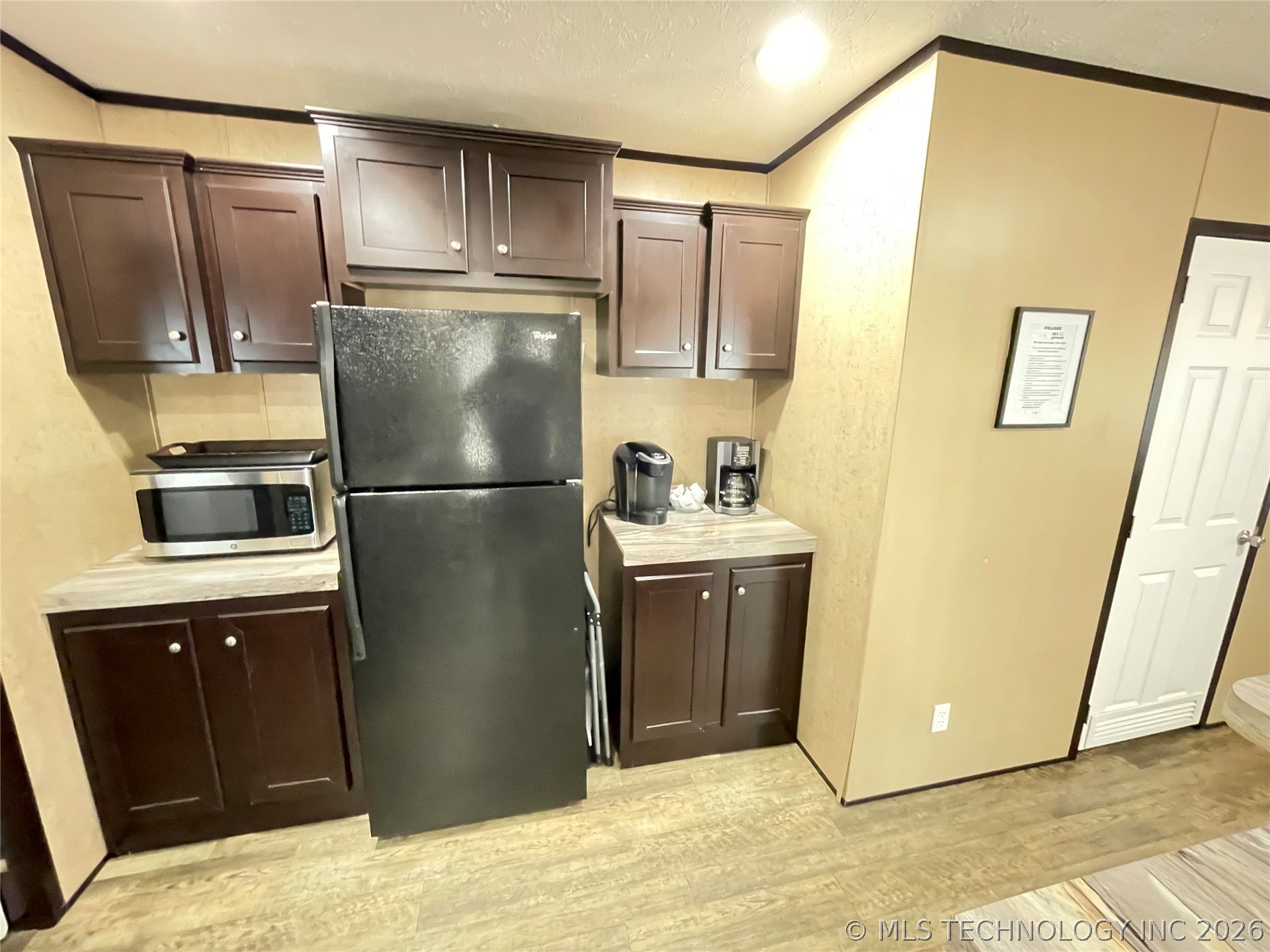 114838 S 4298 Property Photo 15