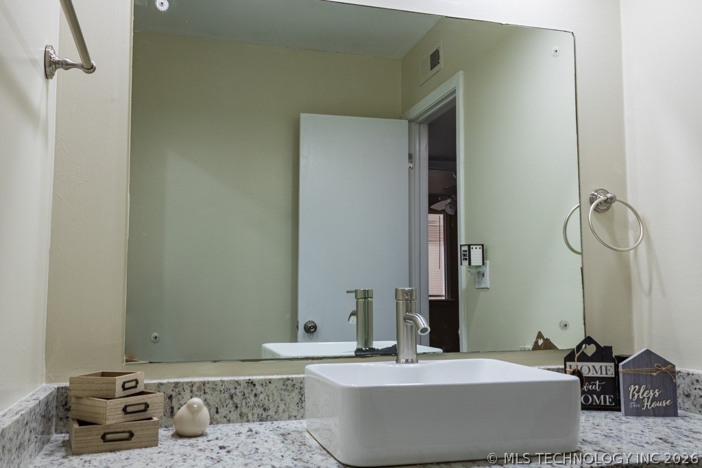4804 E 68th Street 111 Property Photo 47