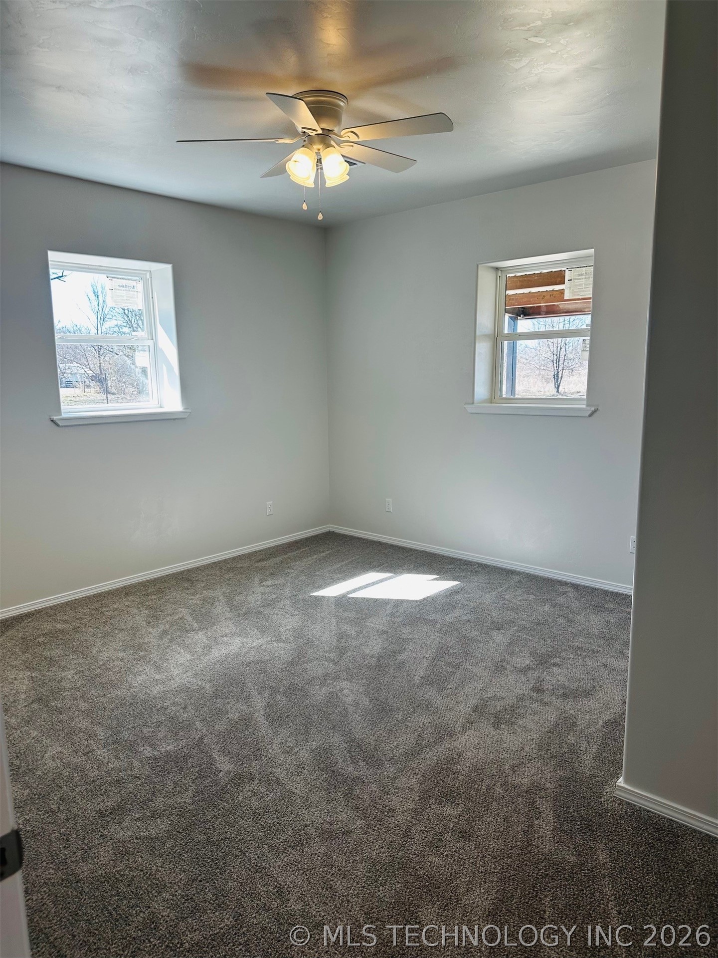 1105 S Lark Street Property Photo 14