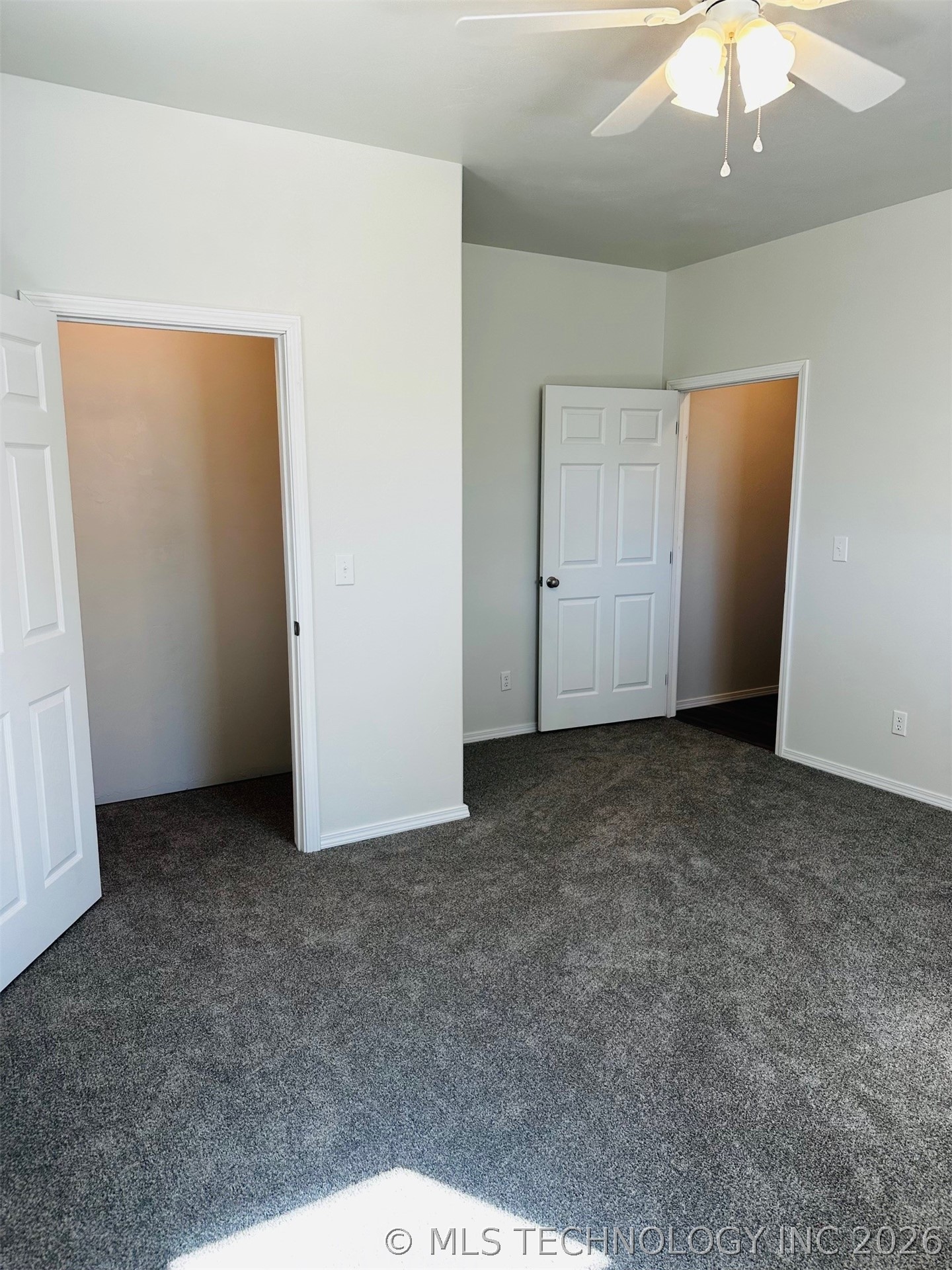 1105 S Lark Street Property Photo 15