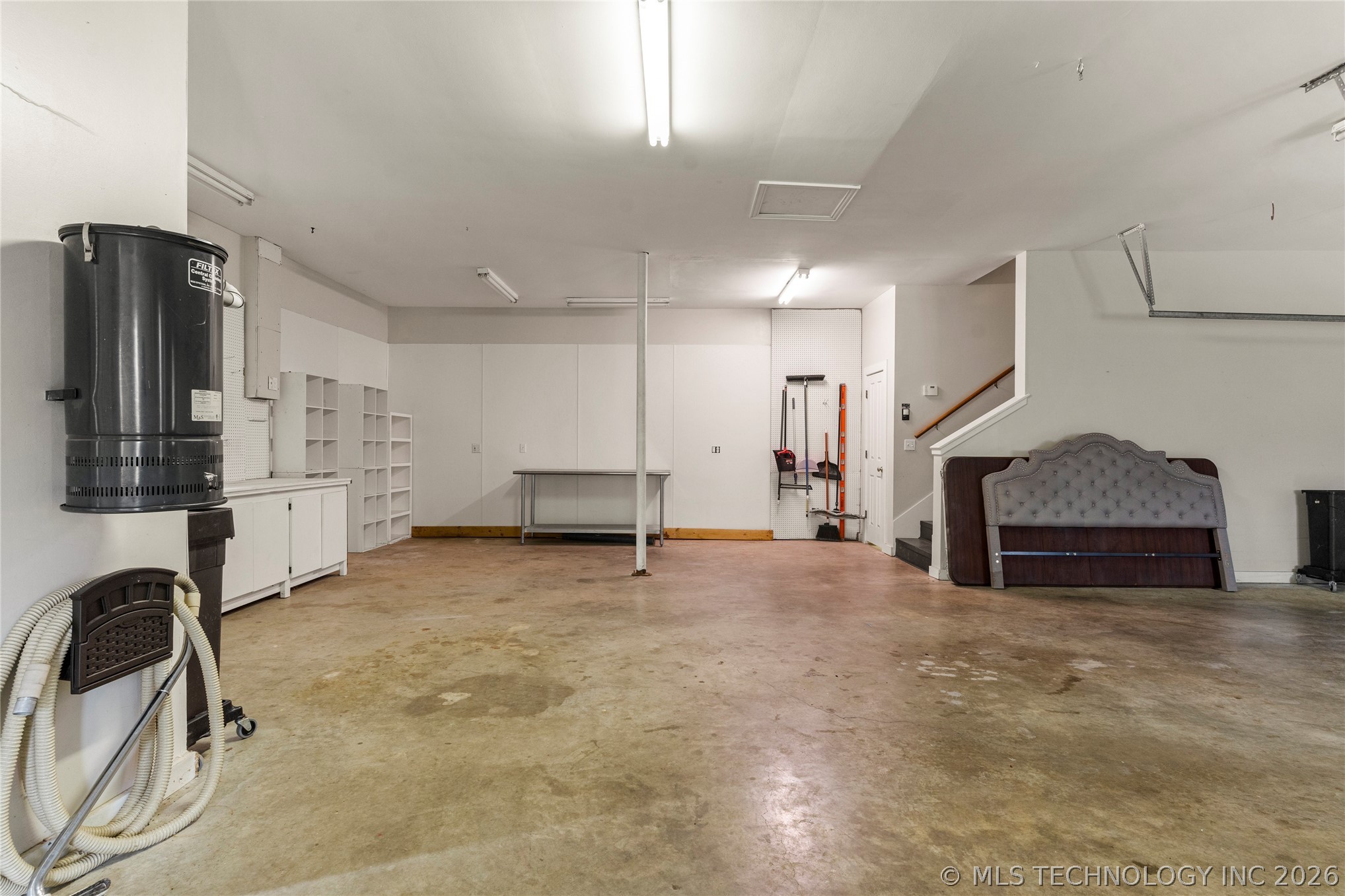 7637 S 26th West Avenue Property Photo 13