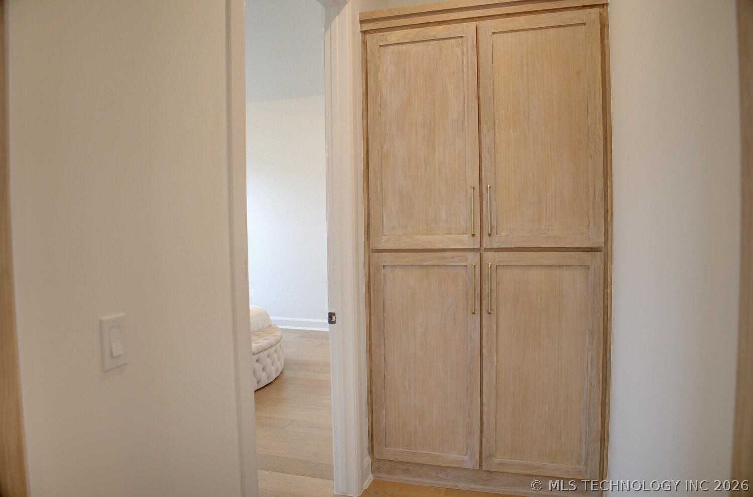 910 W 86th Street S Property Photo 27