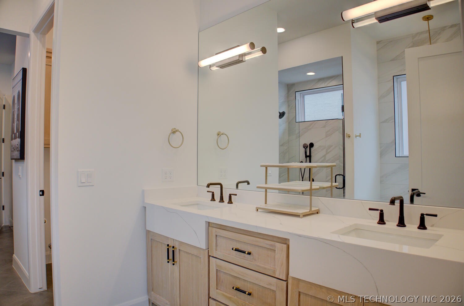 910 W 86th Street S Property Photo 32