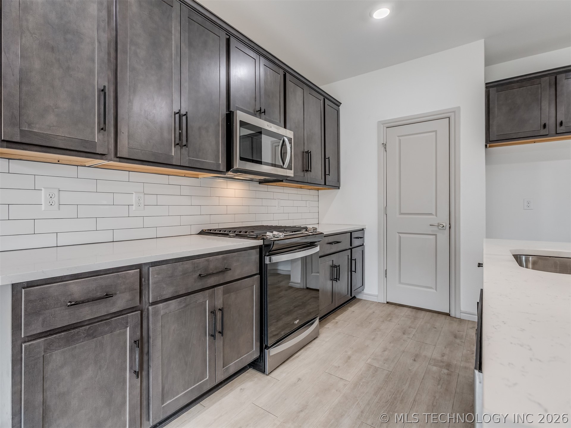 4632 E Chestnut Avenue Property Photo 10