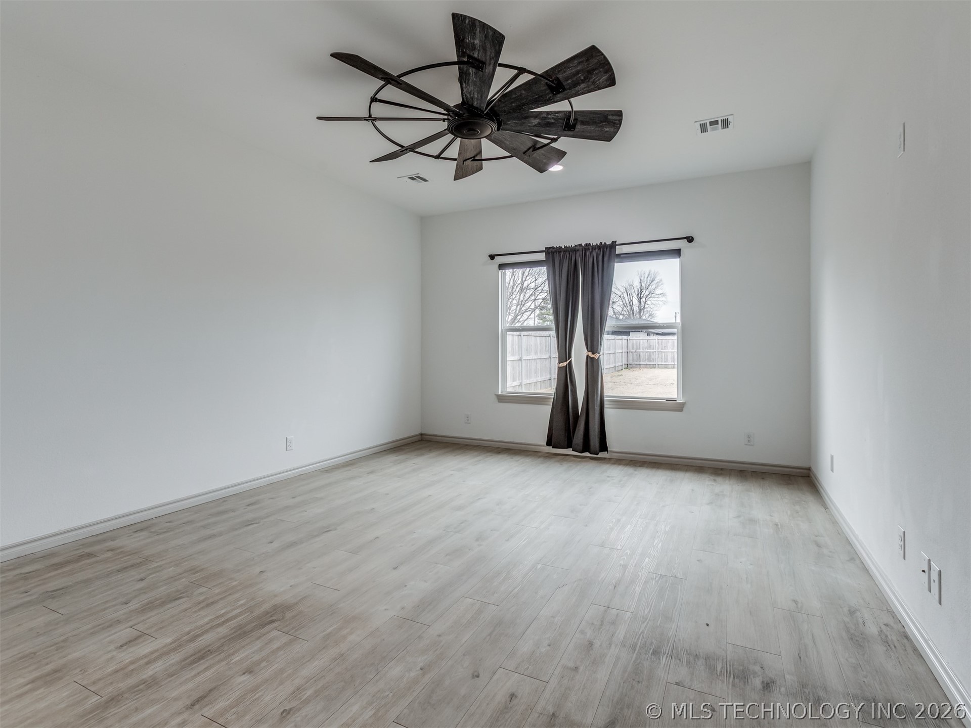 4632 E Chestnut Avenue Property Photo 16