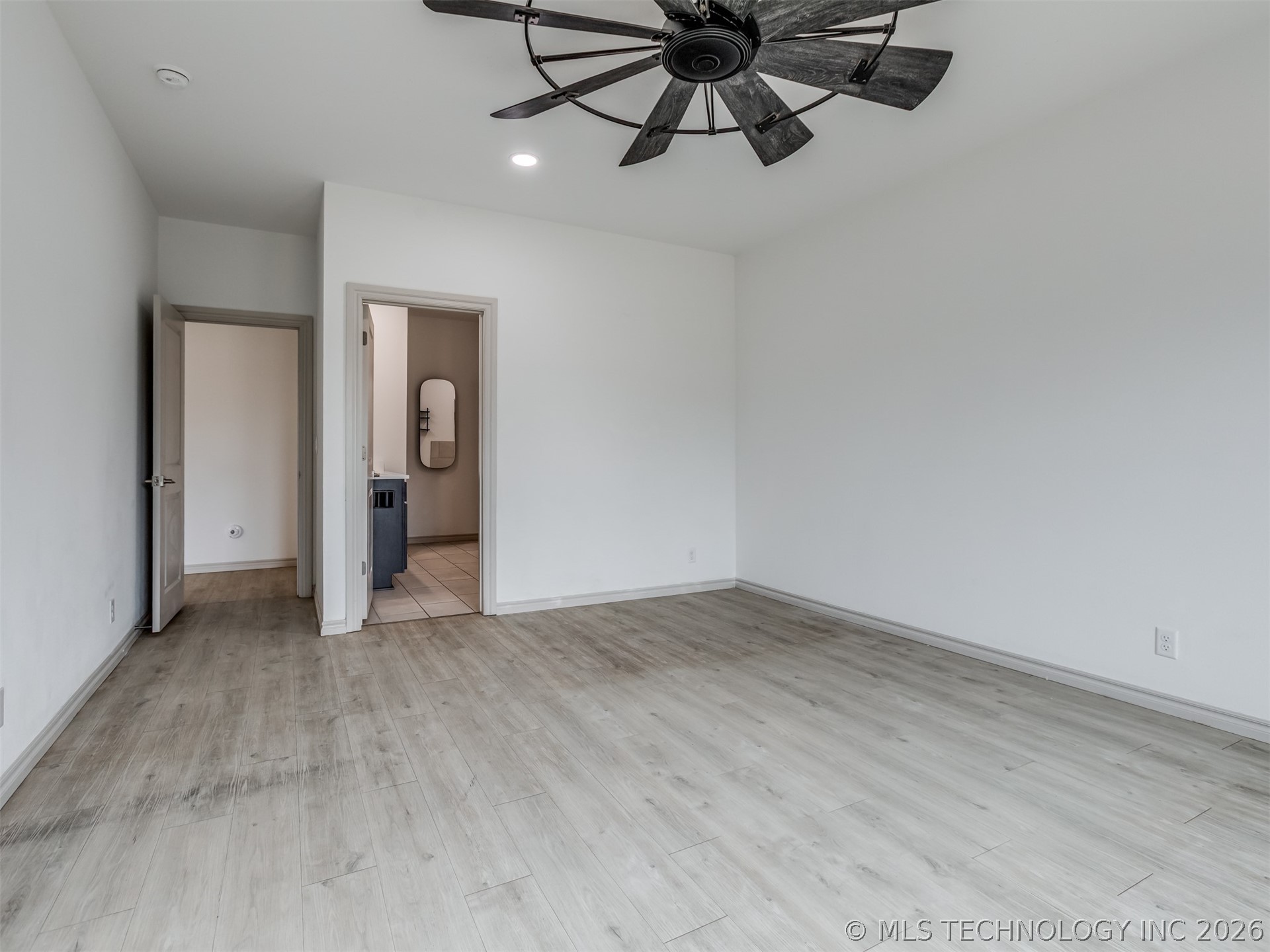 4632 E Chestnut Avenue Property Photo 17