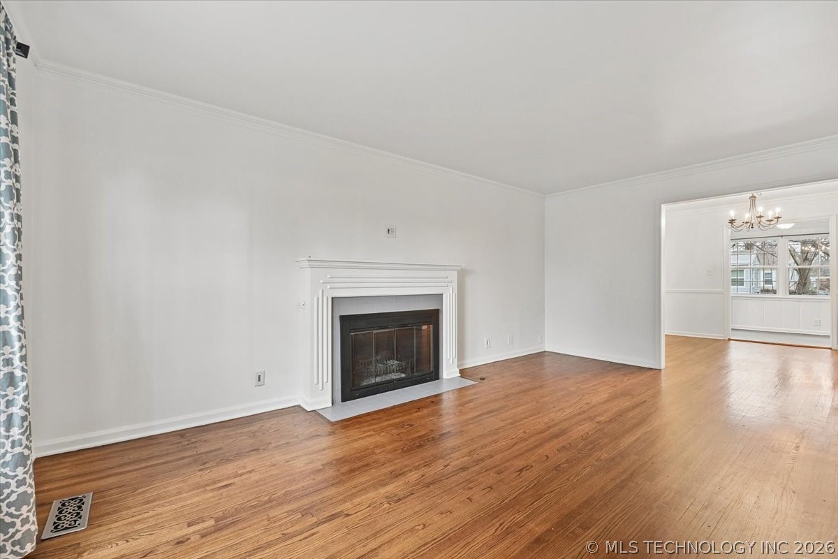 3407 E 5th Place Property Photo 7