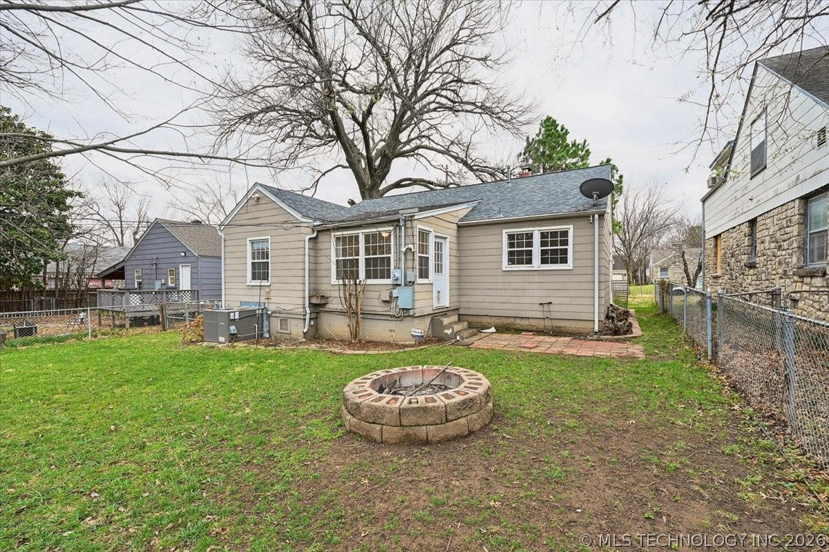 3407 E 5th Place Property Photo 32