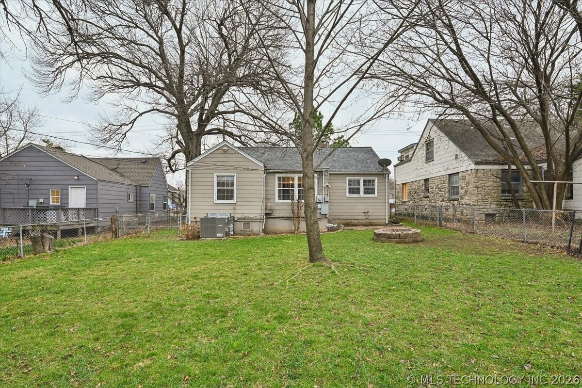 3407 E 5th Place Property Photo 33