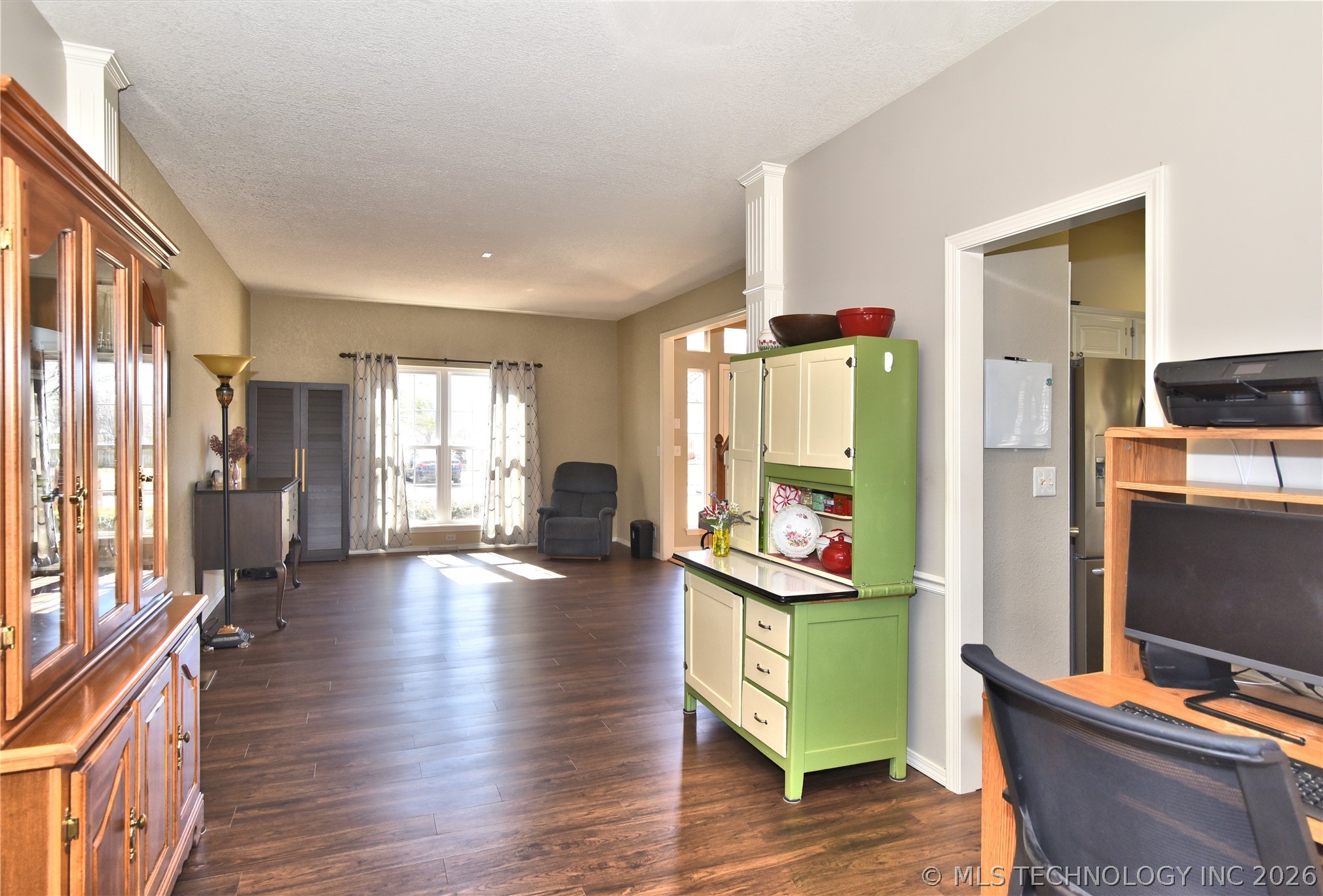 3016 W Hartford Street Property Photo 10