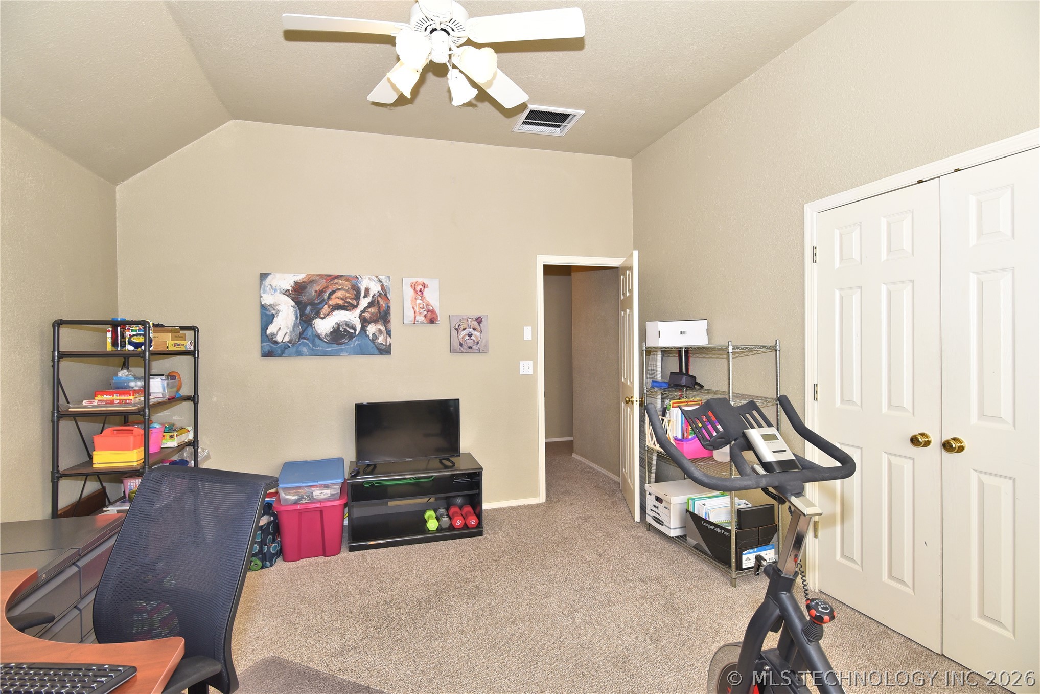 3016 W Hartford Street Property Photo 25