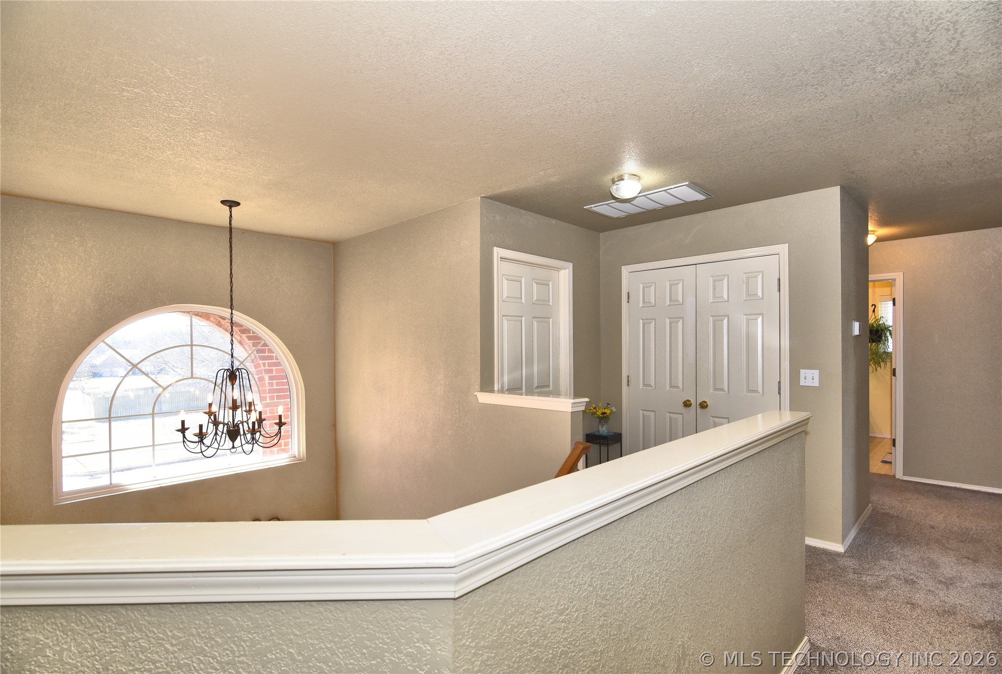 3016 W Hartford Street Property Photo 32