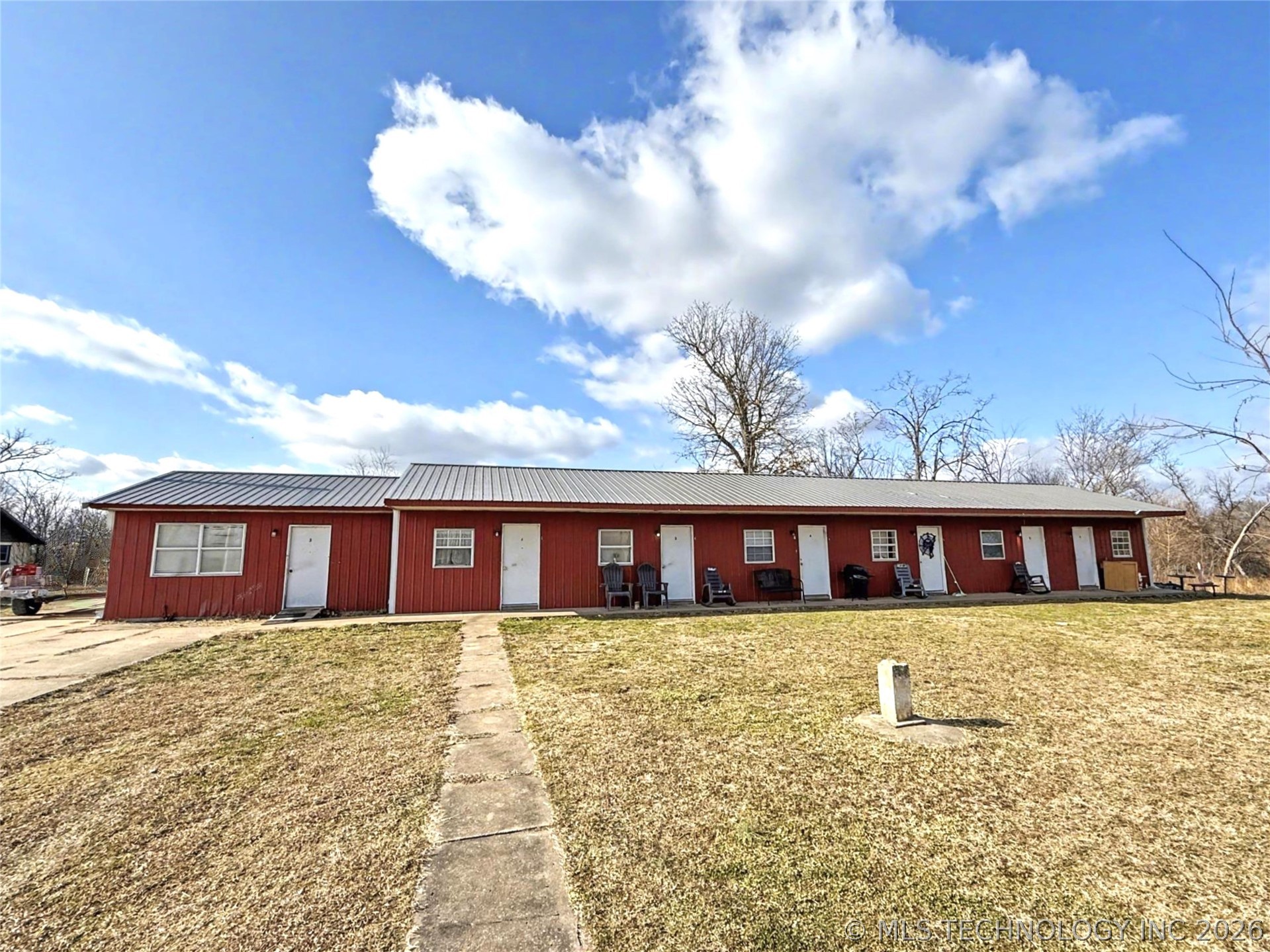 25377 S Welling Road Property Photo 1