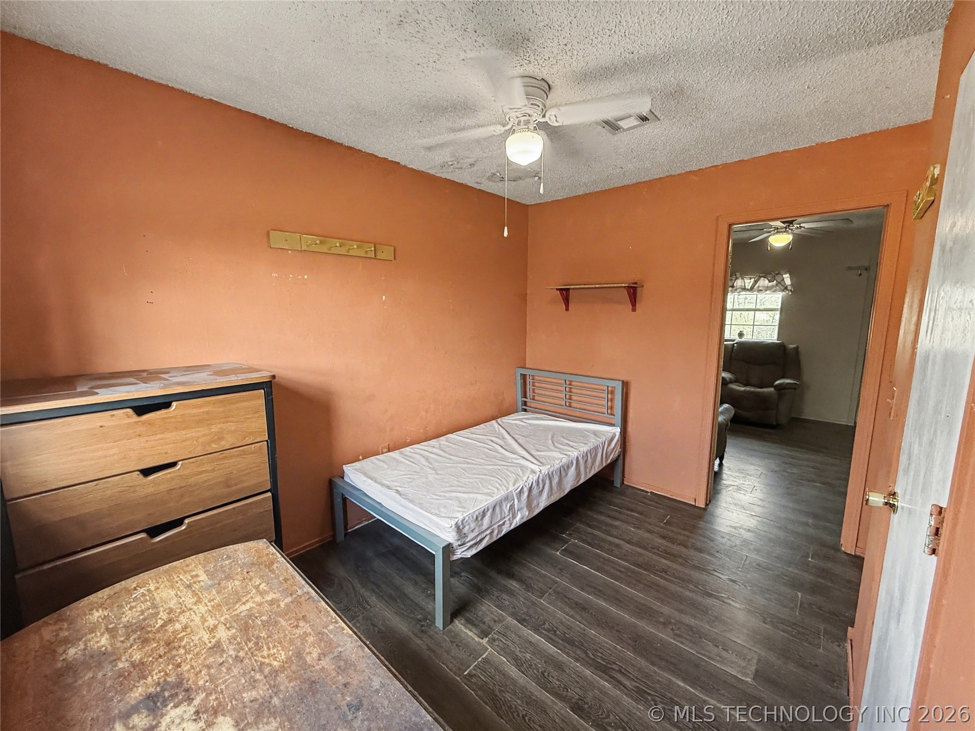 25377 S Welling Road Property Photo 6