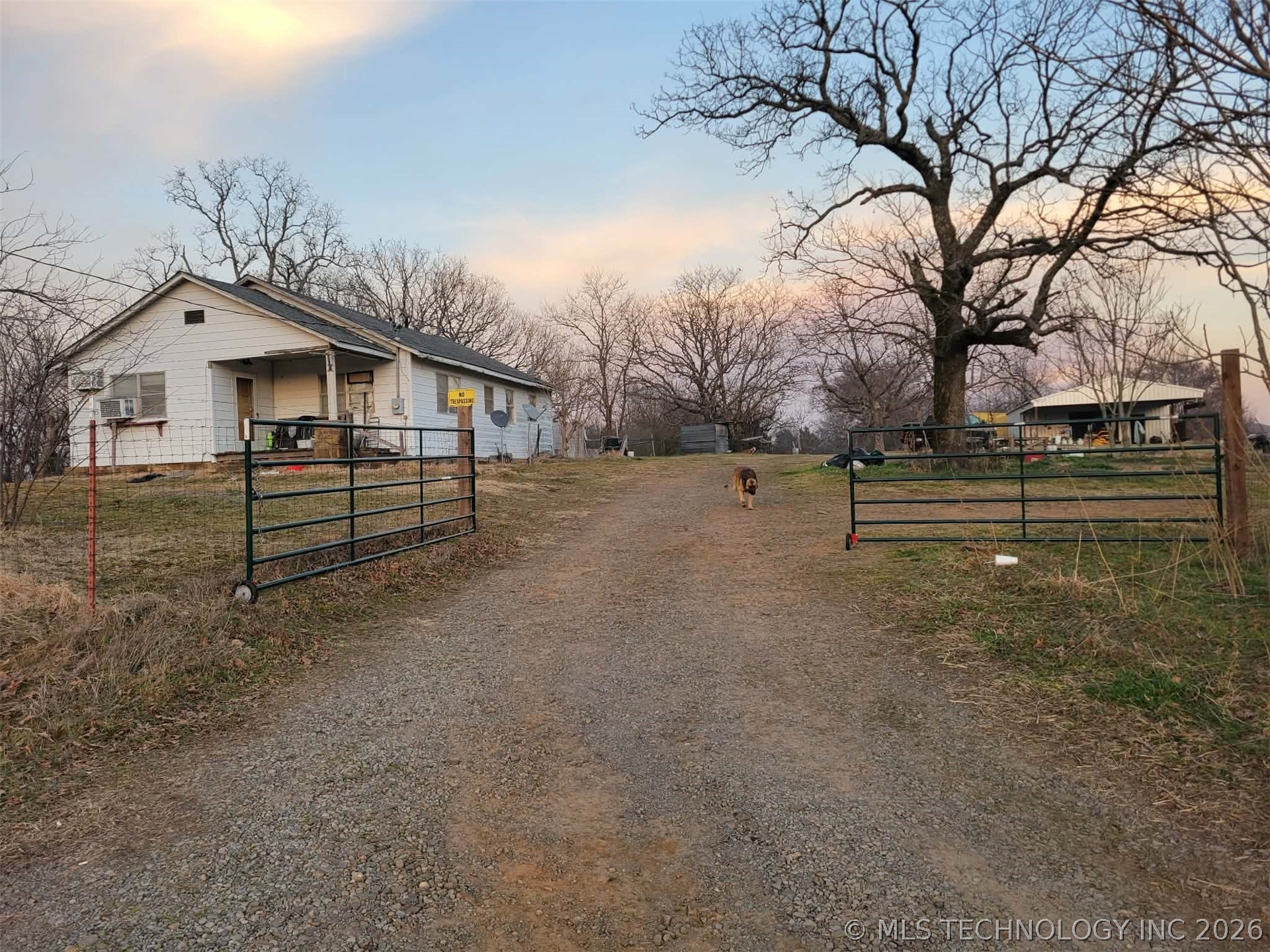 28602 Old Tarby Road Property Photo 1