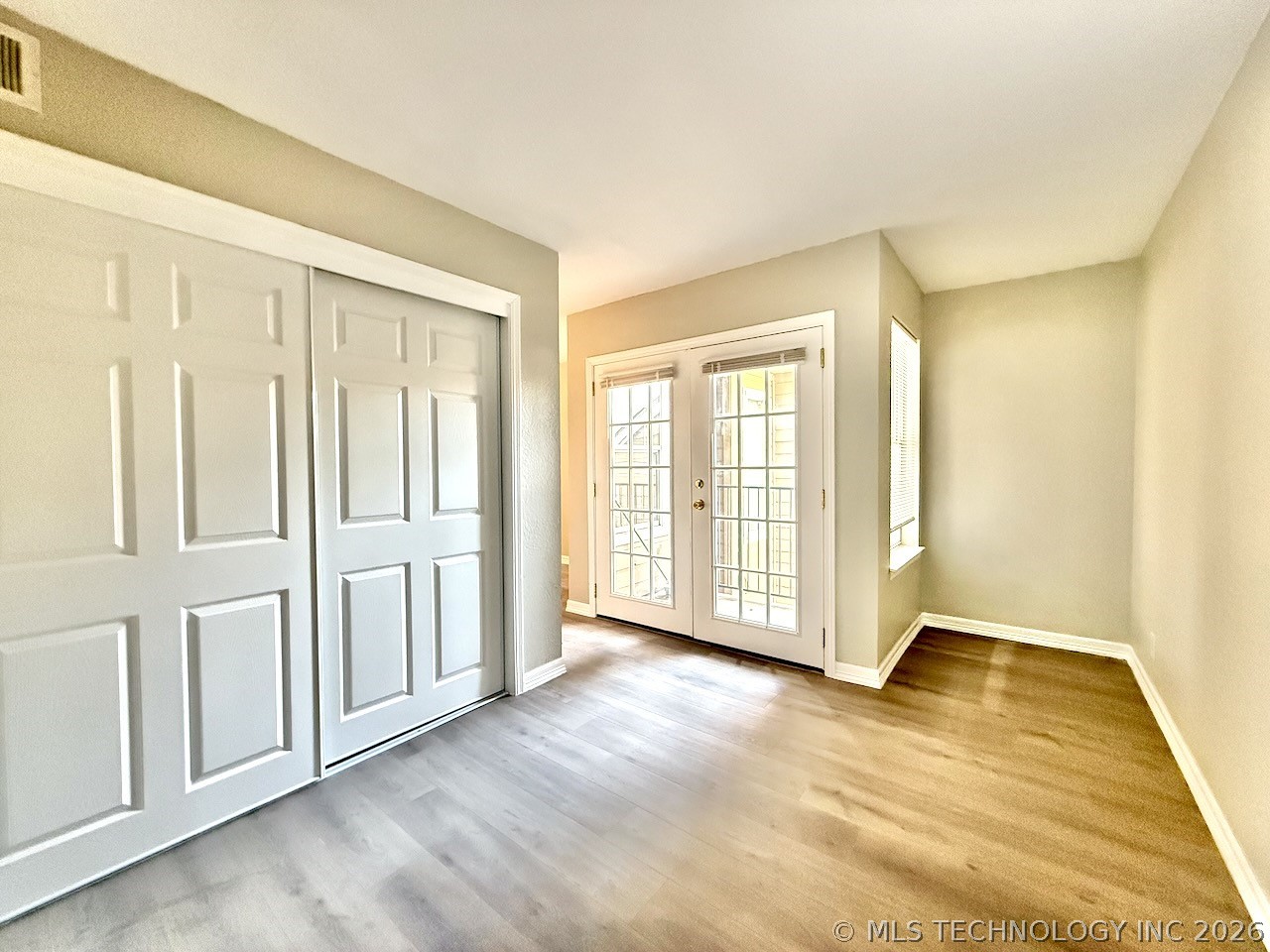 1730 E 67th Street K301 Property Photo 21