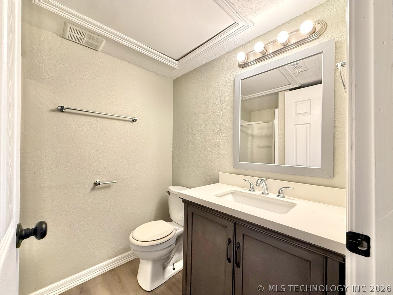 1730 E 67th Street K301 Property Photo 25