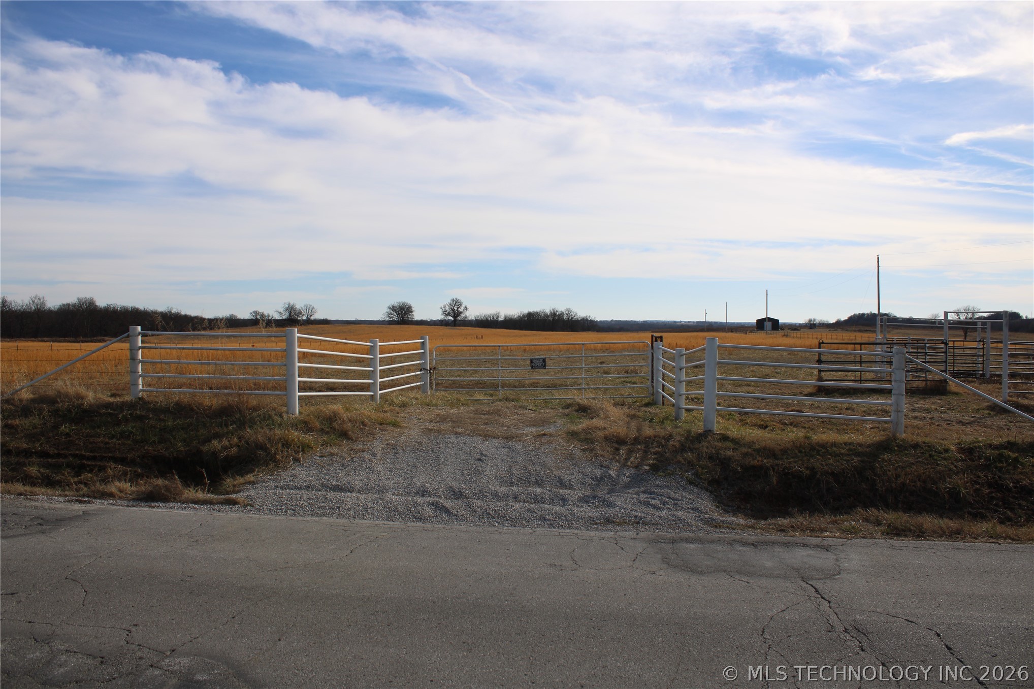 0000 E 340 Road Property Photo 24