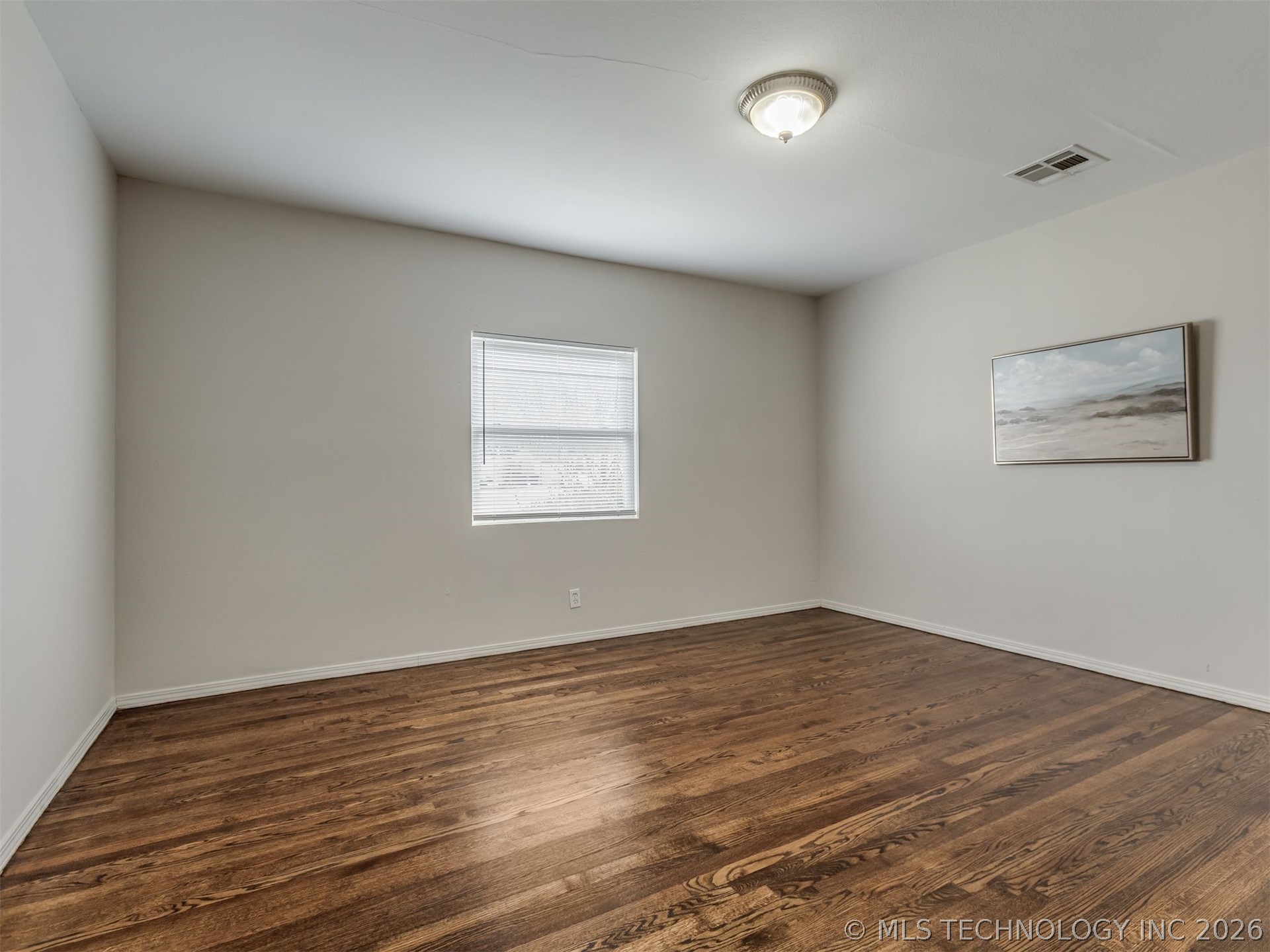 243 Ne Elmhurst Avenue Property Photo 13