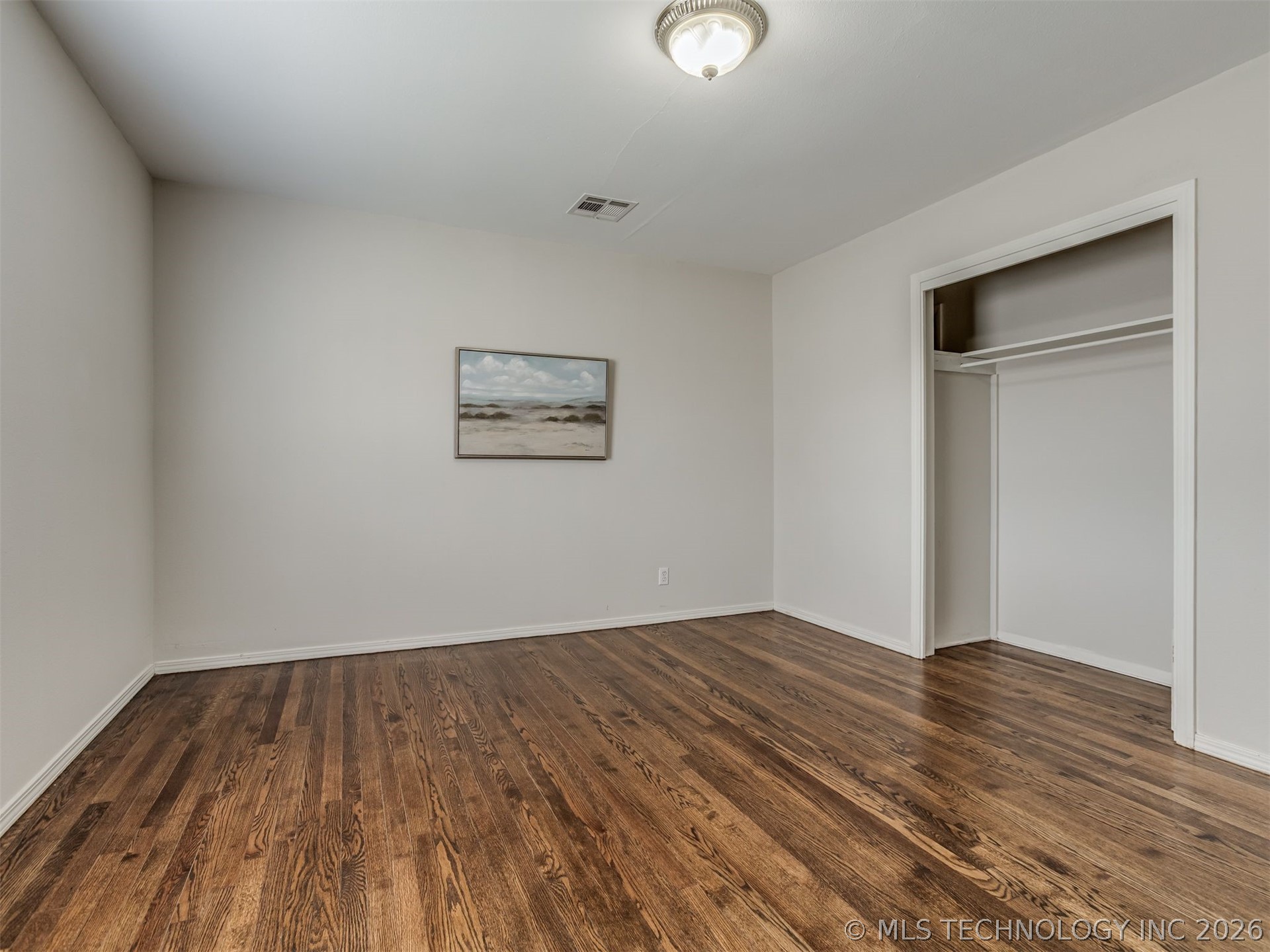 243 Ne Elmhurst Avenue Property Photo 15