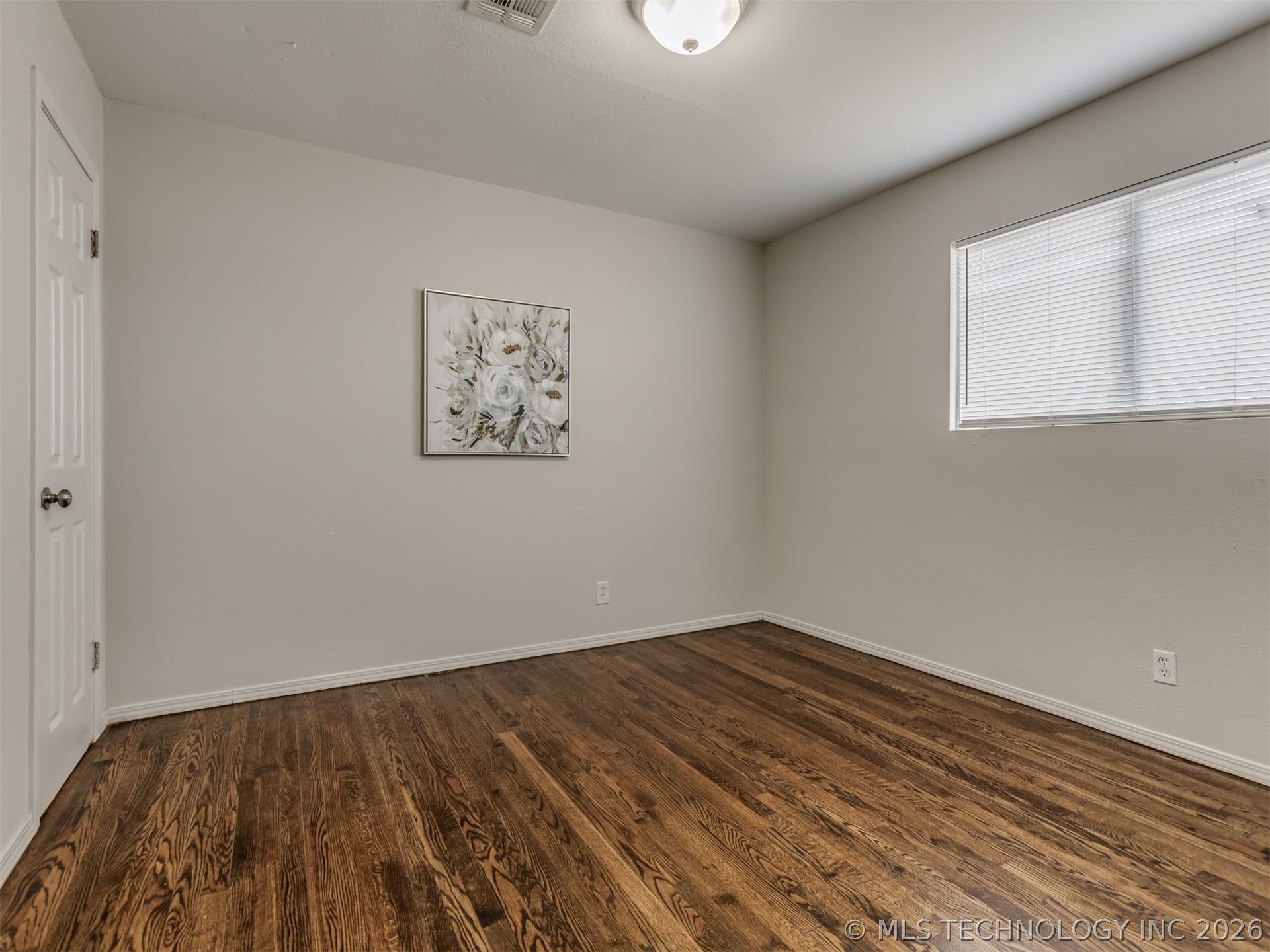 243 Ne Elmhurst Avenue Property Photo 17