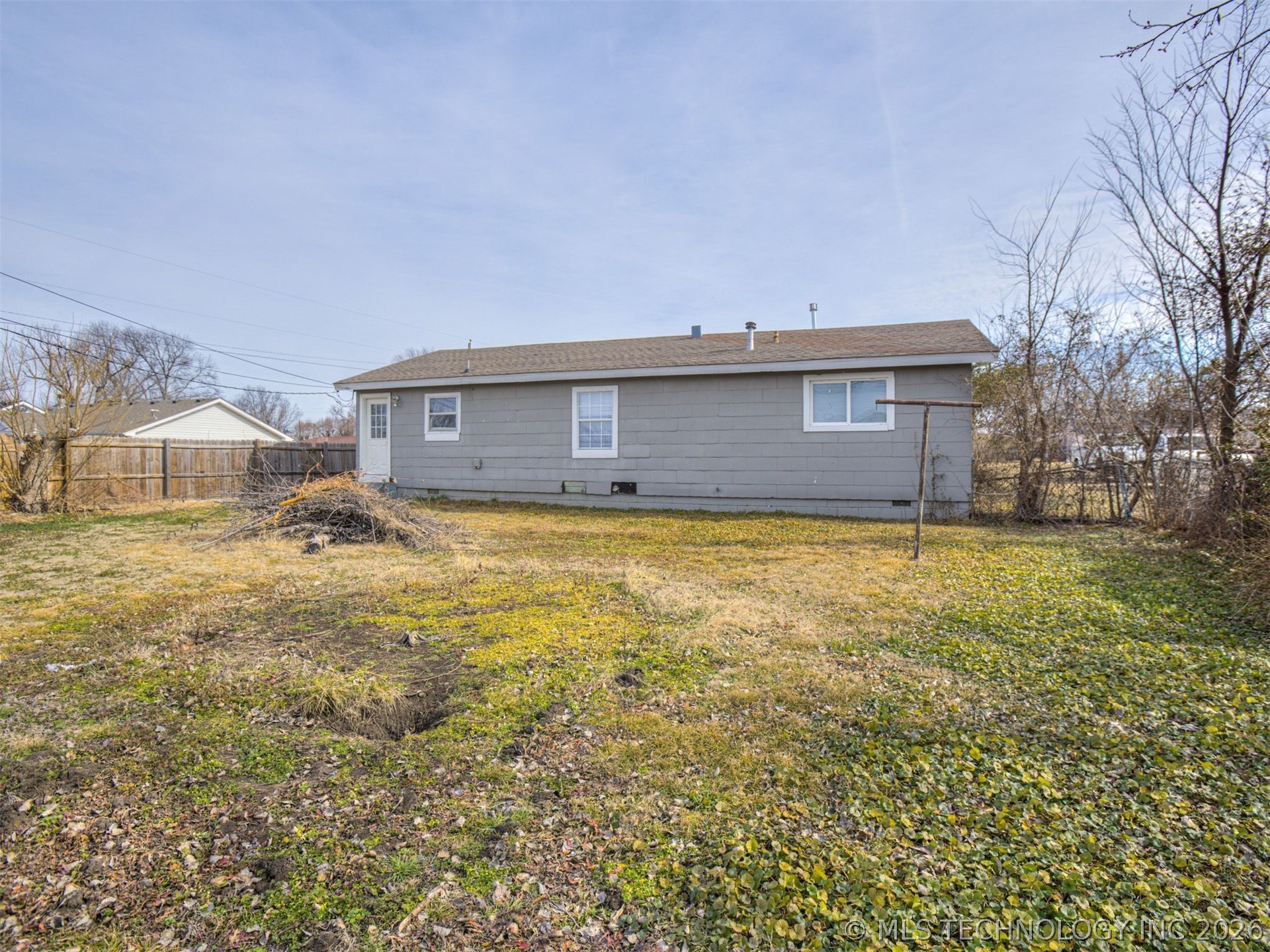 243 Ne Elmhurst Avenue Property Photo 24