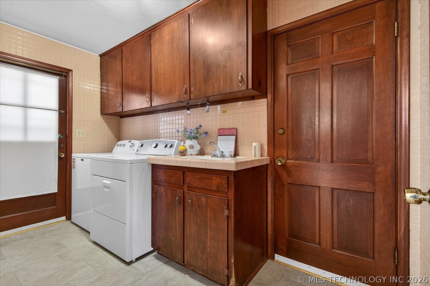1501 Lariat Drive Property Photo 27