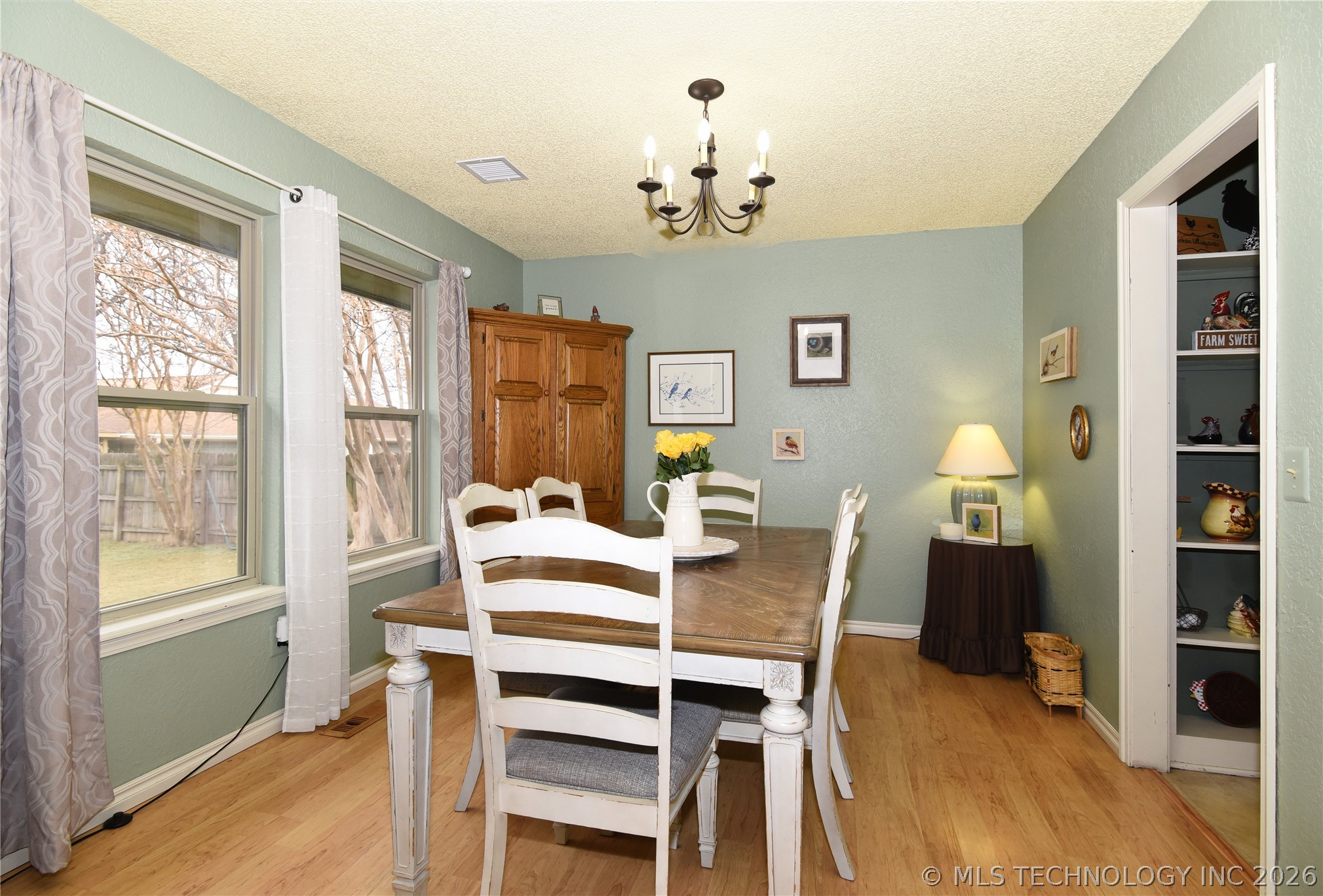 9213 E 68th Street Property Photo 10