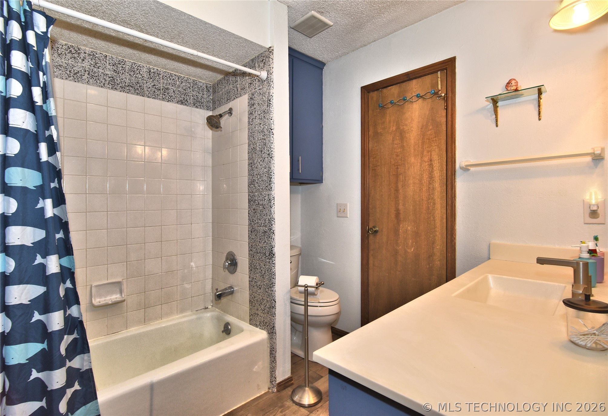 9213 E 68th Street Property Photo 23