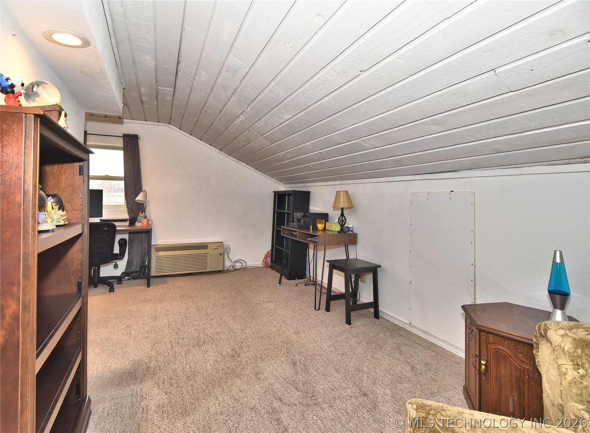 9213 E 68th Street Property Photo 26