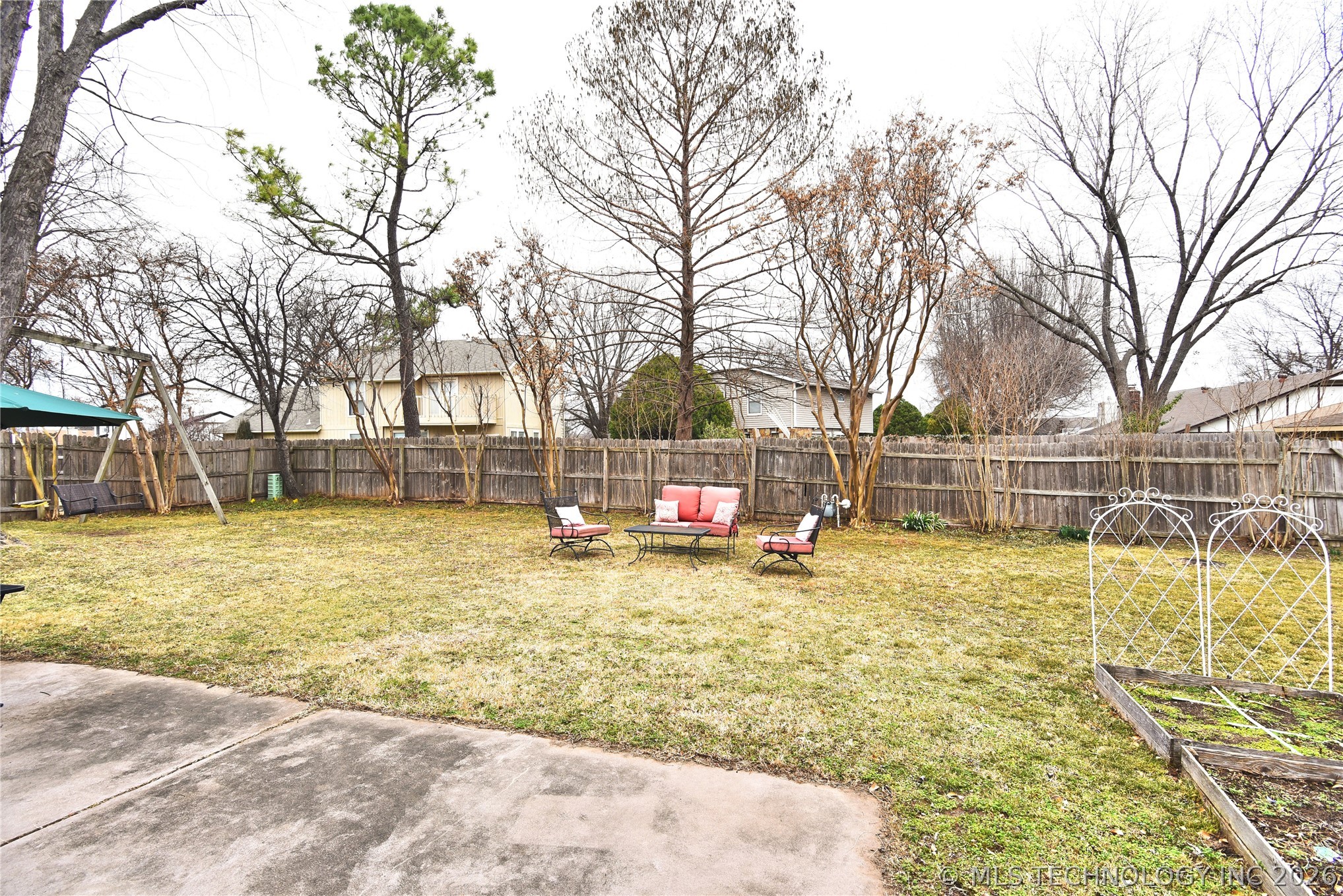 9213 E 68th Street Property Photo 30
