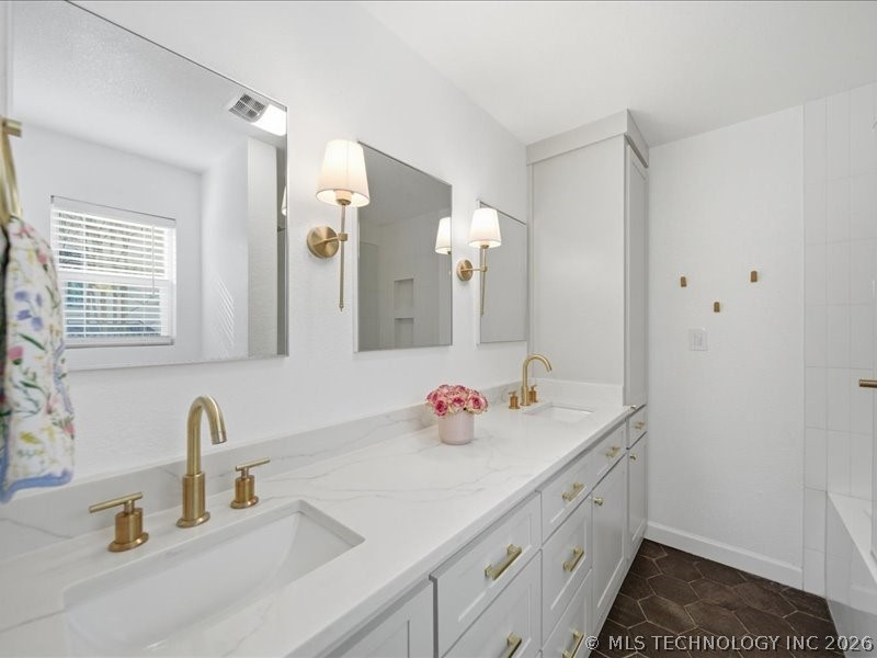7101 E 99th Street Property Photo 17